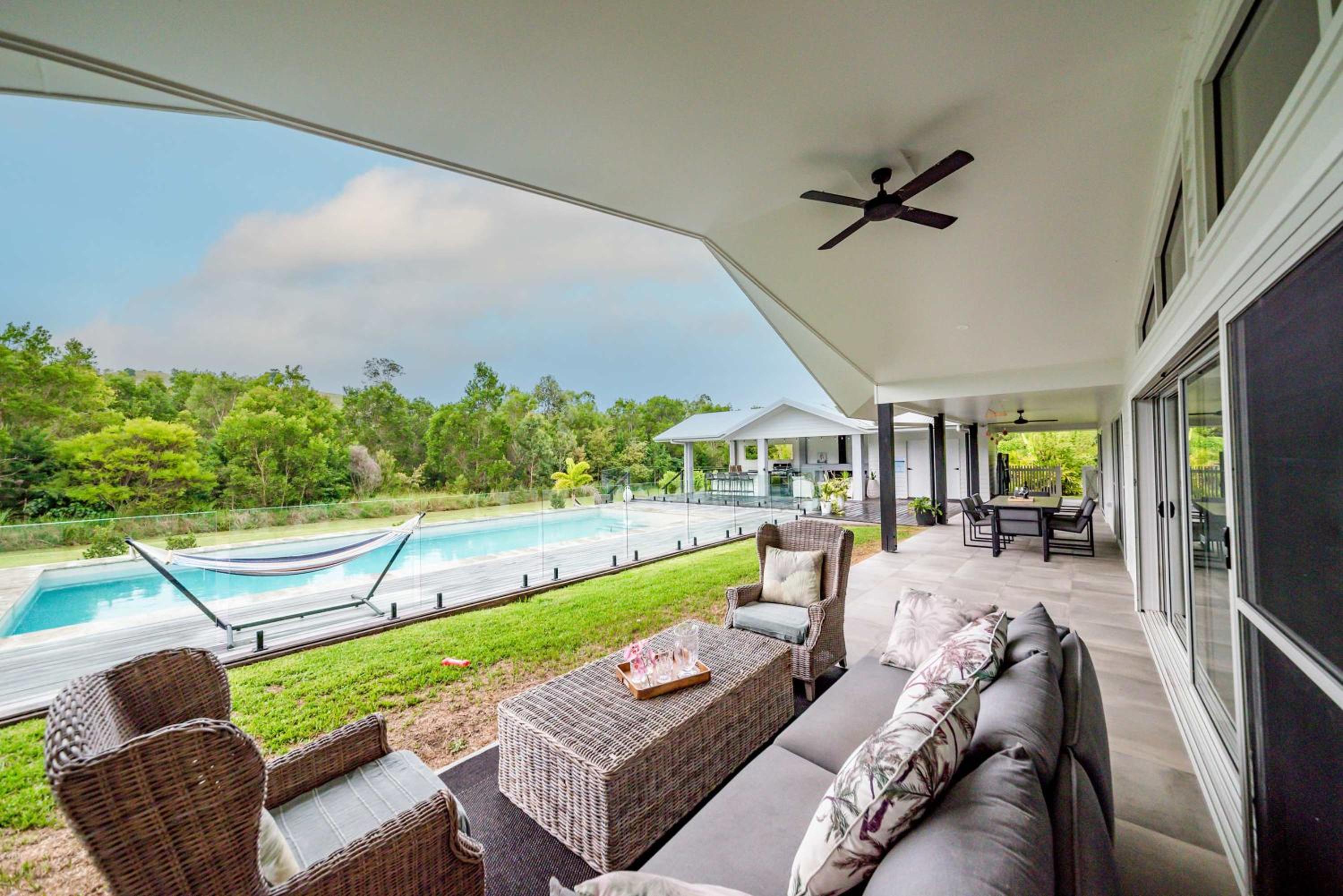 Luxury Modern Country Retreat