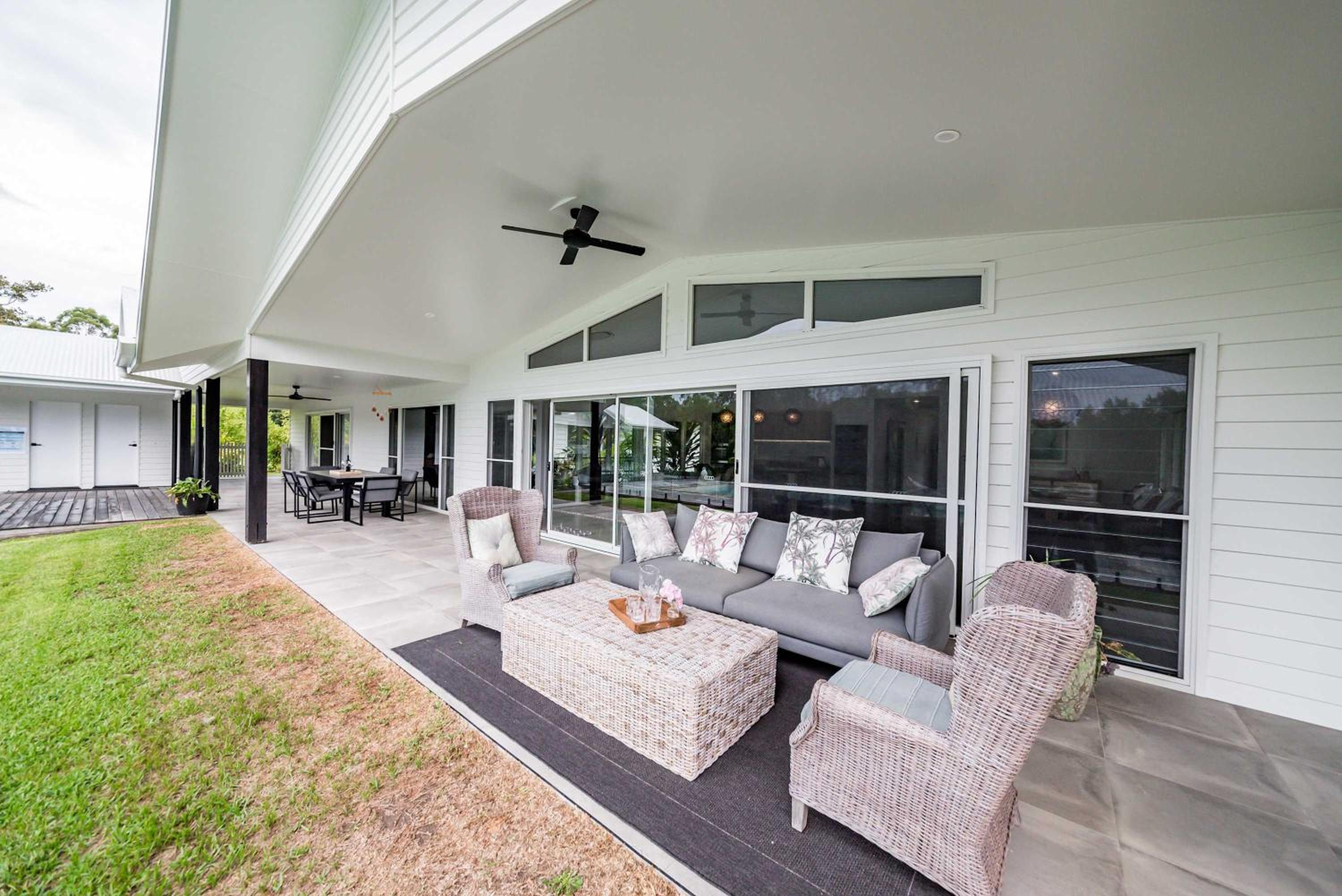Luxury Modern Country Retreat