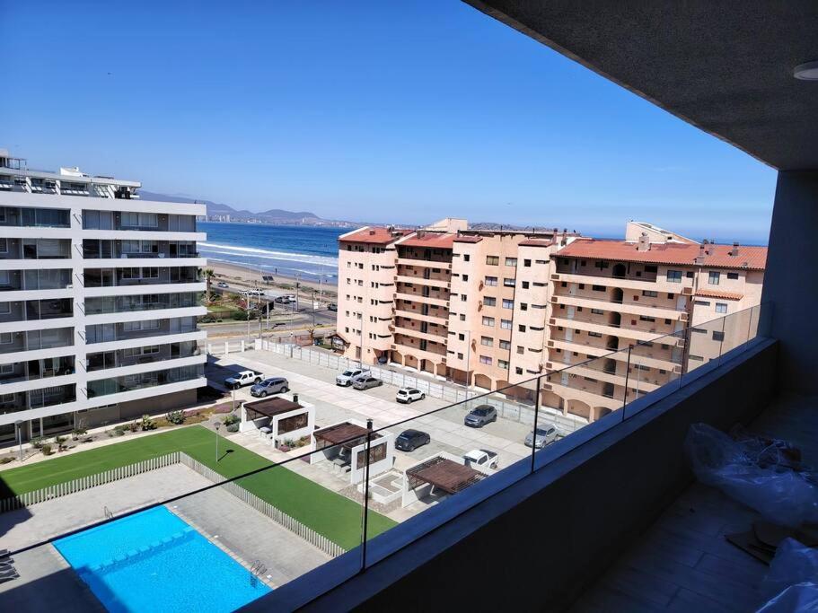 Hermoso depto con vista al mar y solo 50 mtrs de la playa