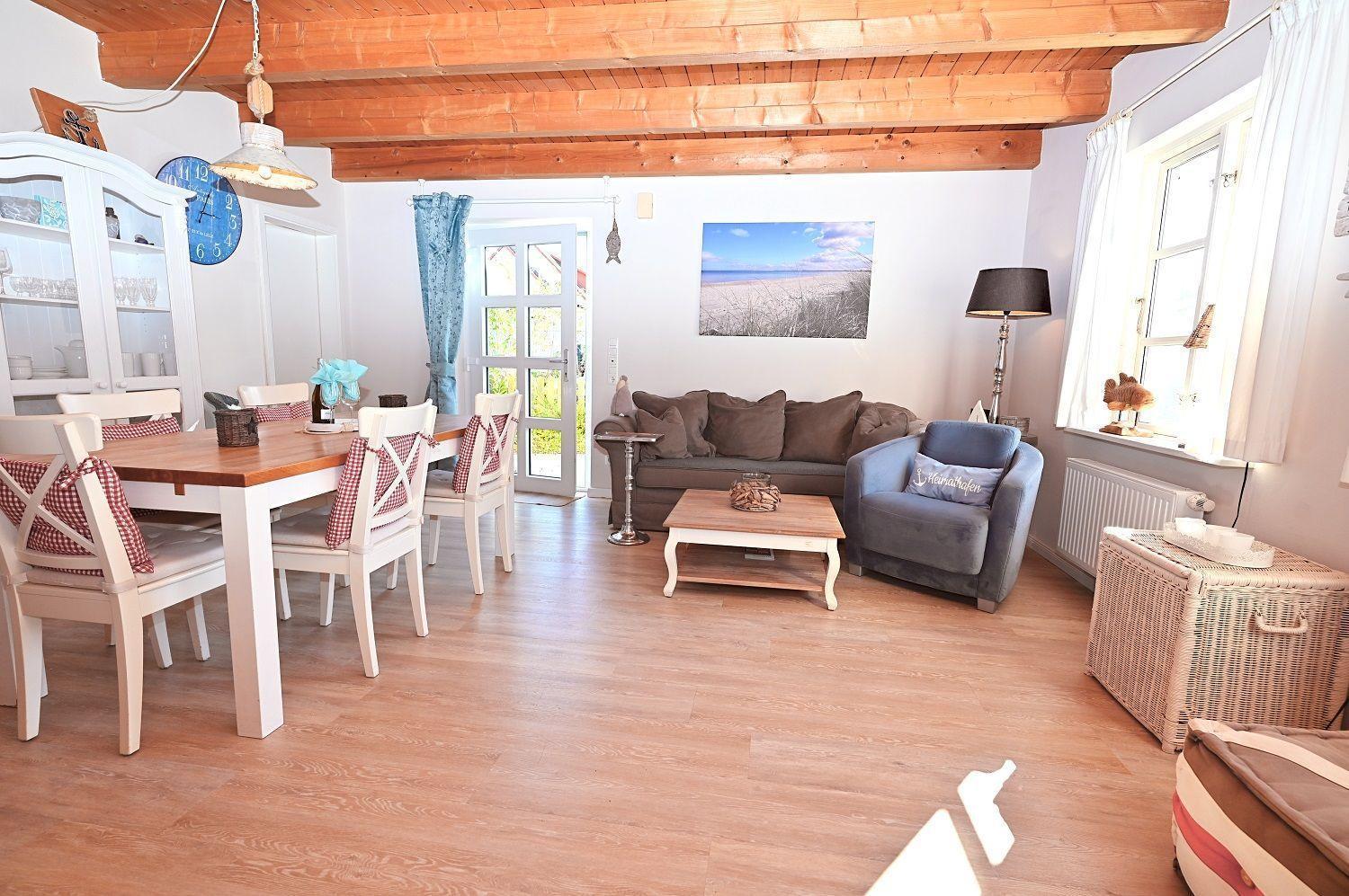 Ferienhaus-Strandlaeufer-Sehlendorf