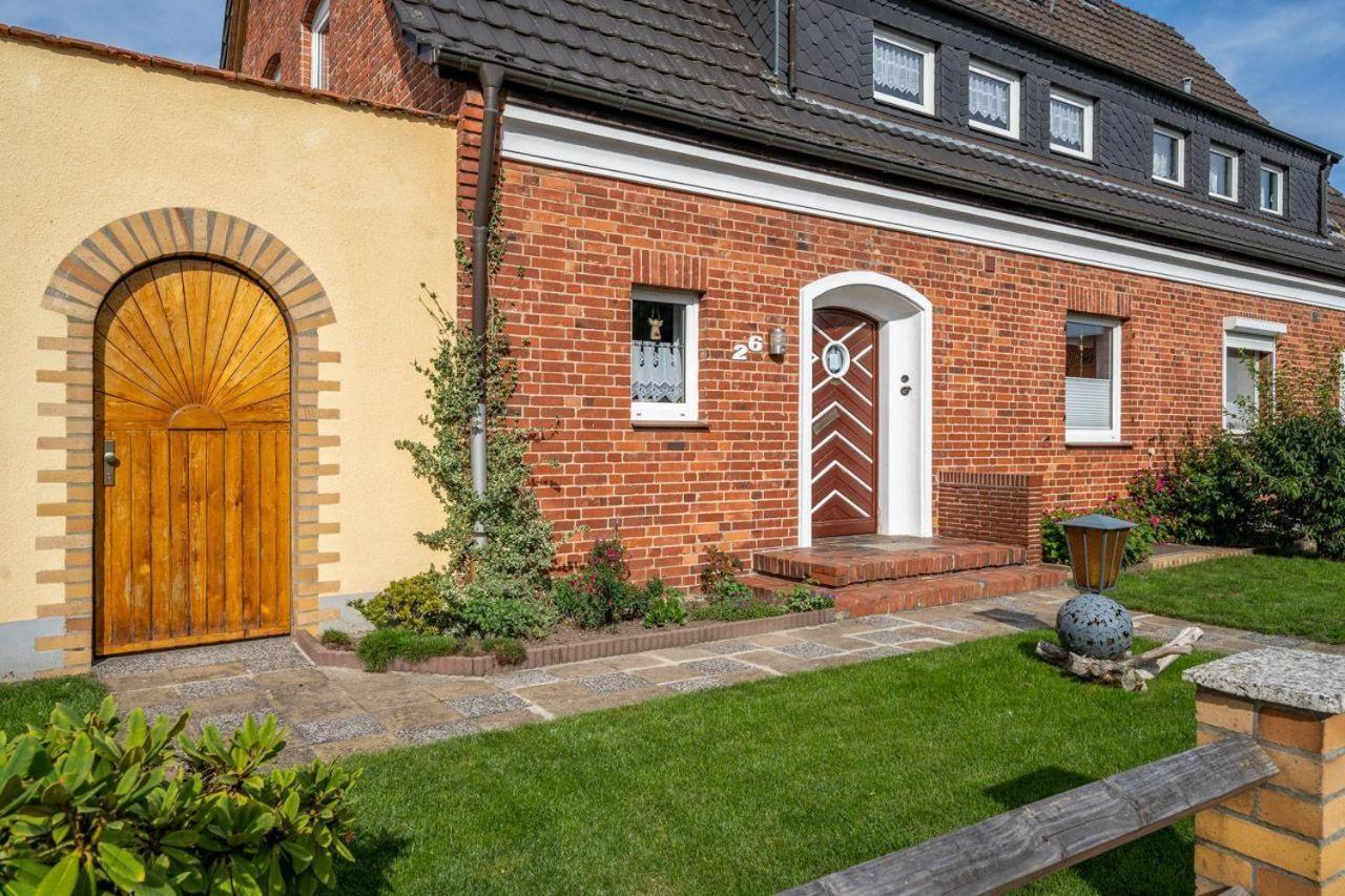 Ferienhaus-Kirschbluete