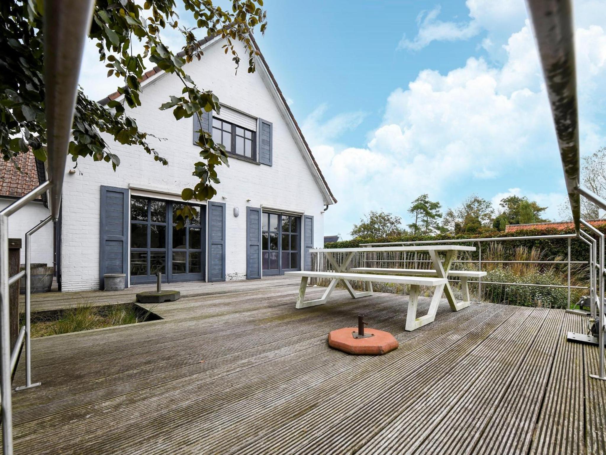 Beautiful holiday home with a top location view 4