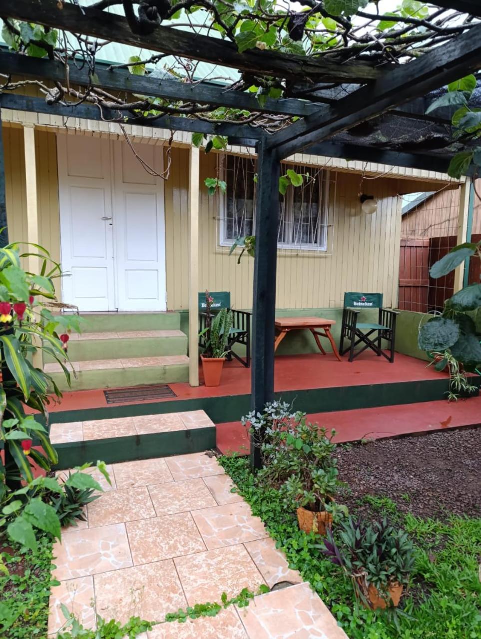 Casa céntrica con estacionamiento