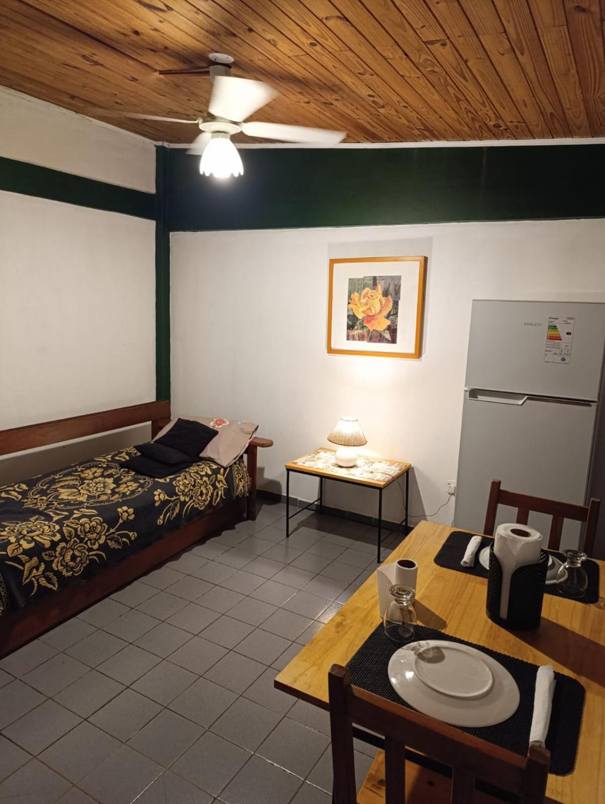 Departamento Céntrico de 2 Ambientes con Balcón