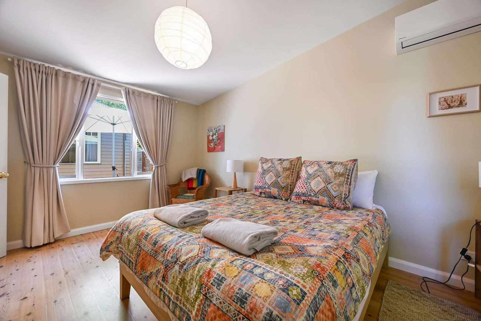 Greenwood Cottage - Close to CBD, Leafy Backyard