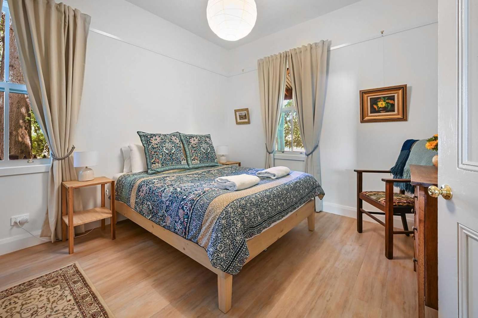Greenwood Cottage - Close to CBD, Leafy Backyard
