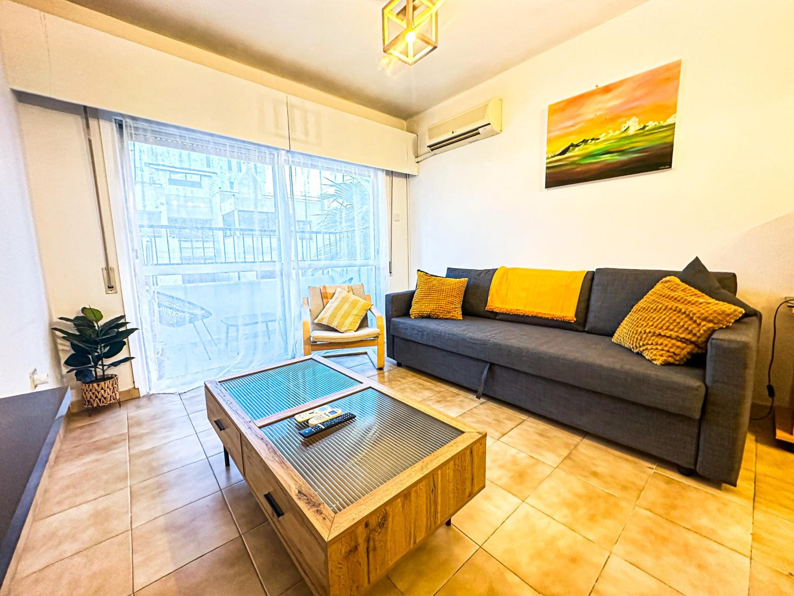 Sea and Lake Breeze 1BR Apt
