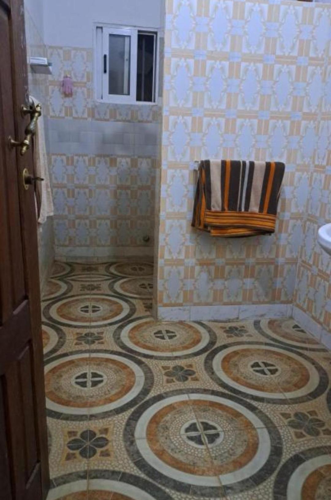 Casa Zauad low cost family house