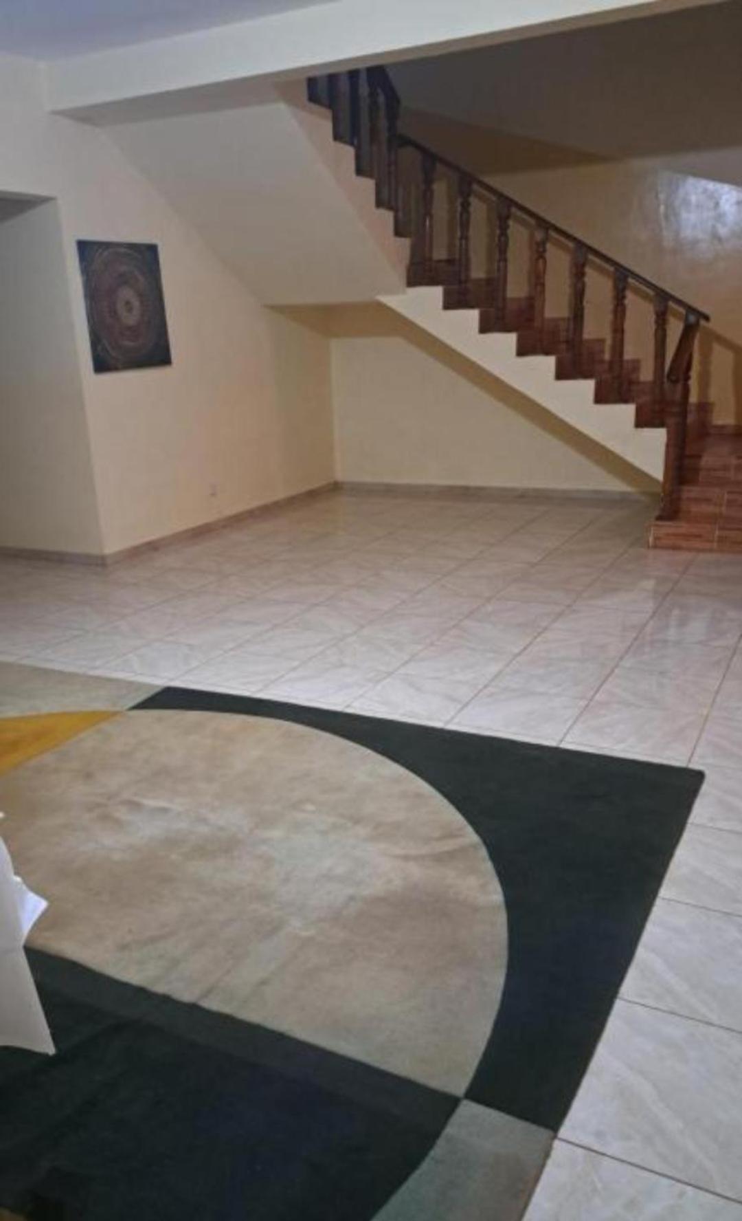 Casa Zauad low cost family house