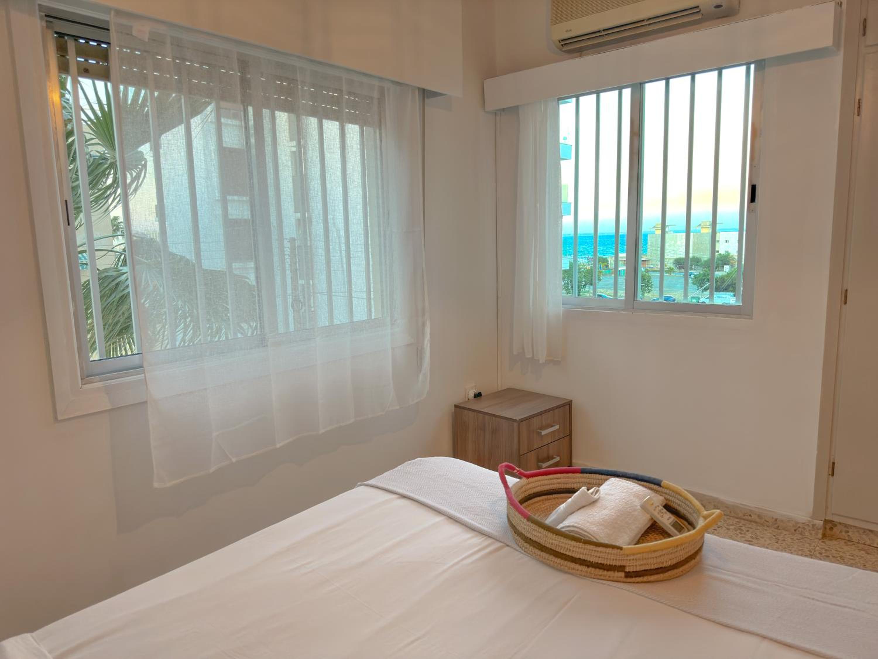 Sea and Lake Breeze 1BR Apt