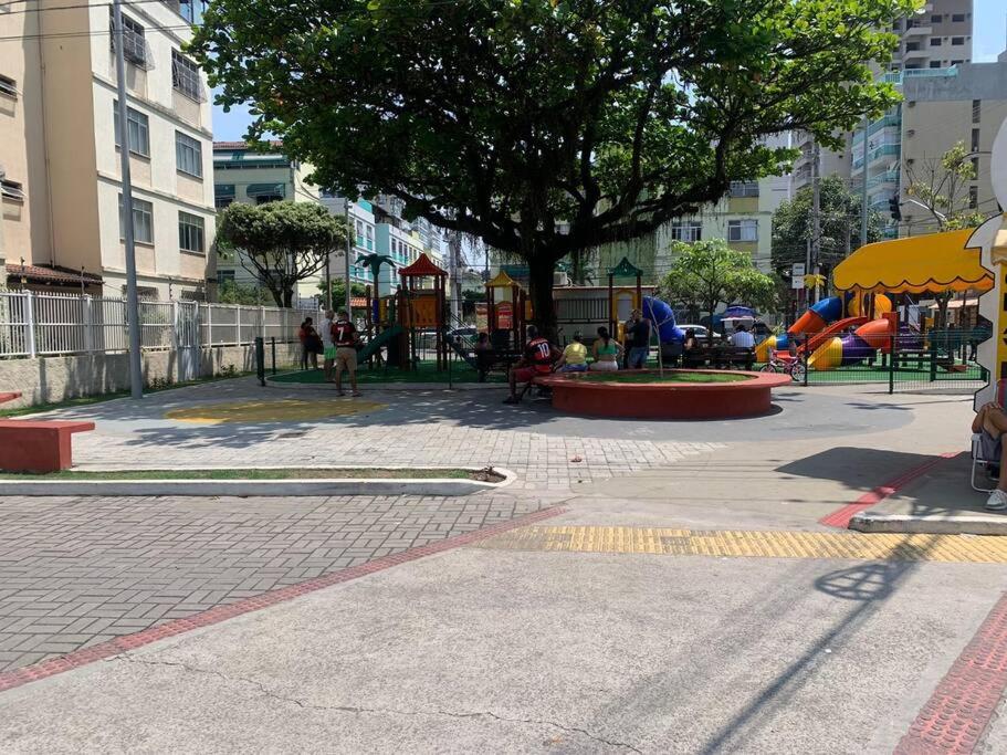 2 QUARTOS Próximo a praia e shopping
