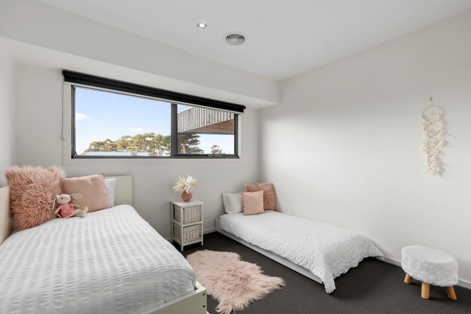 The Point - Luxury Beachside Entertainer With Heated Pool