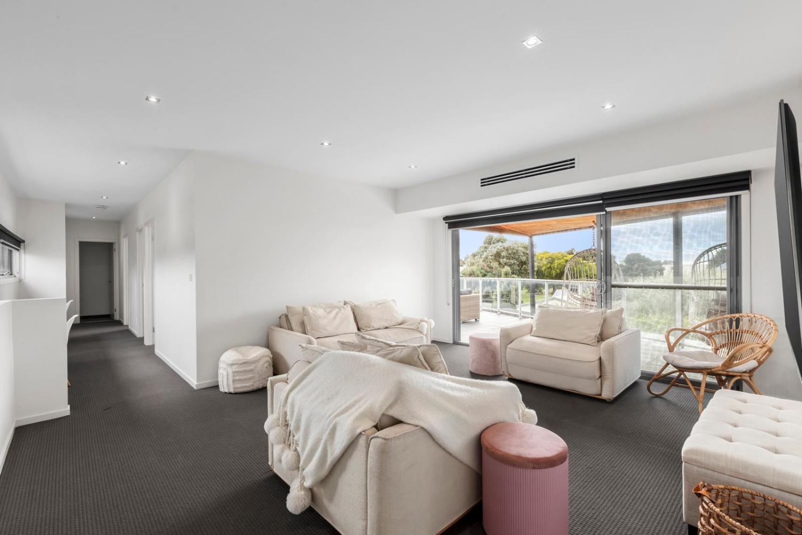 The Point - Luxury Beachside Entertainer With Heated Pool