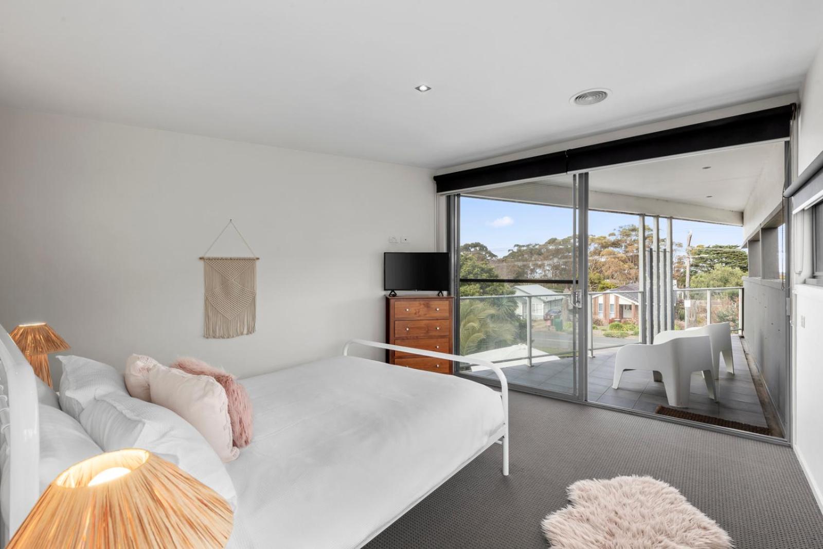 The Point - Luxury Beachside Entertainer With Heated Pool