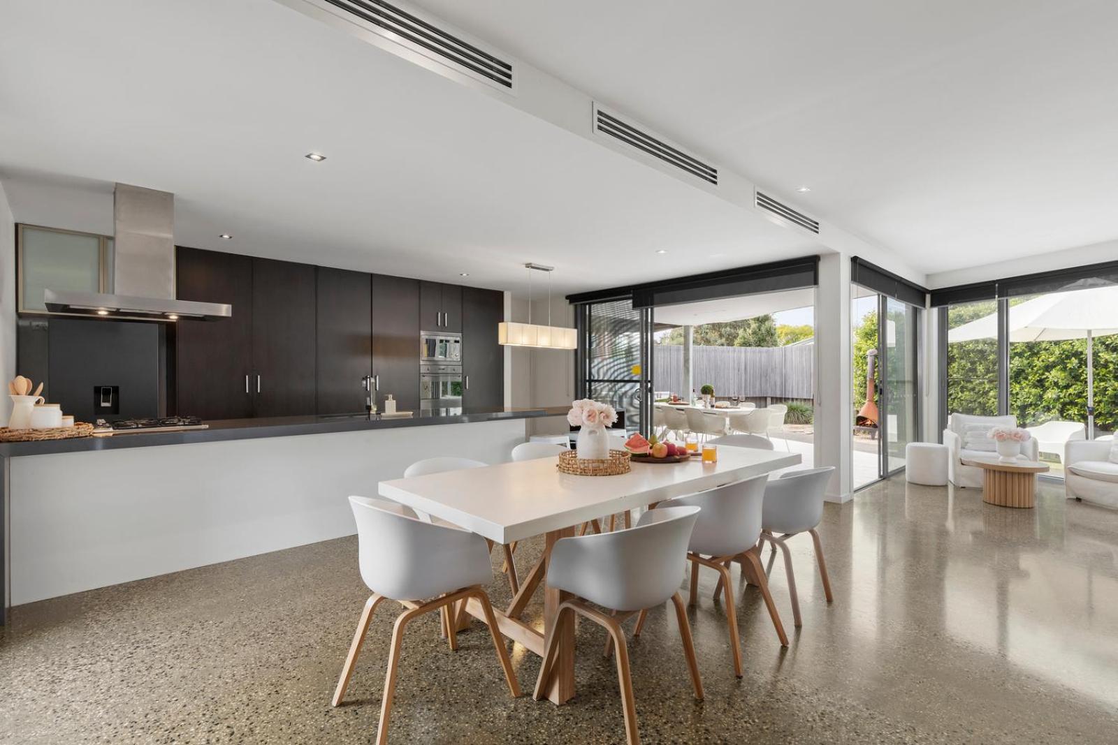 The Point - Luxury Beachside Entertainer With Heated Pool