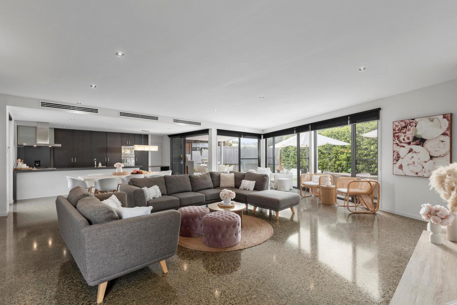 The Point - Luxury Beachside Entertainer With Heated Pool