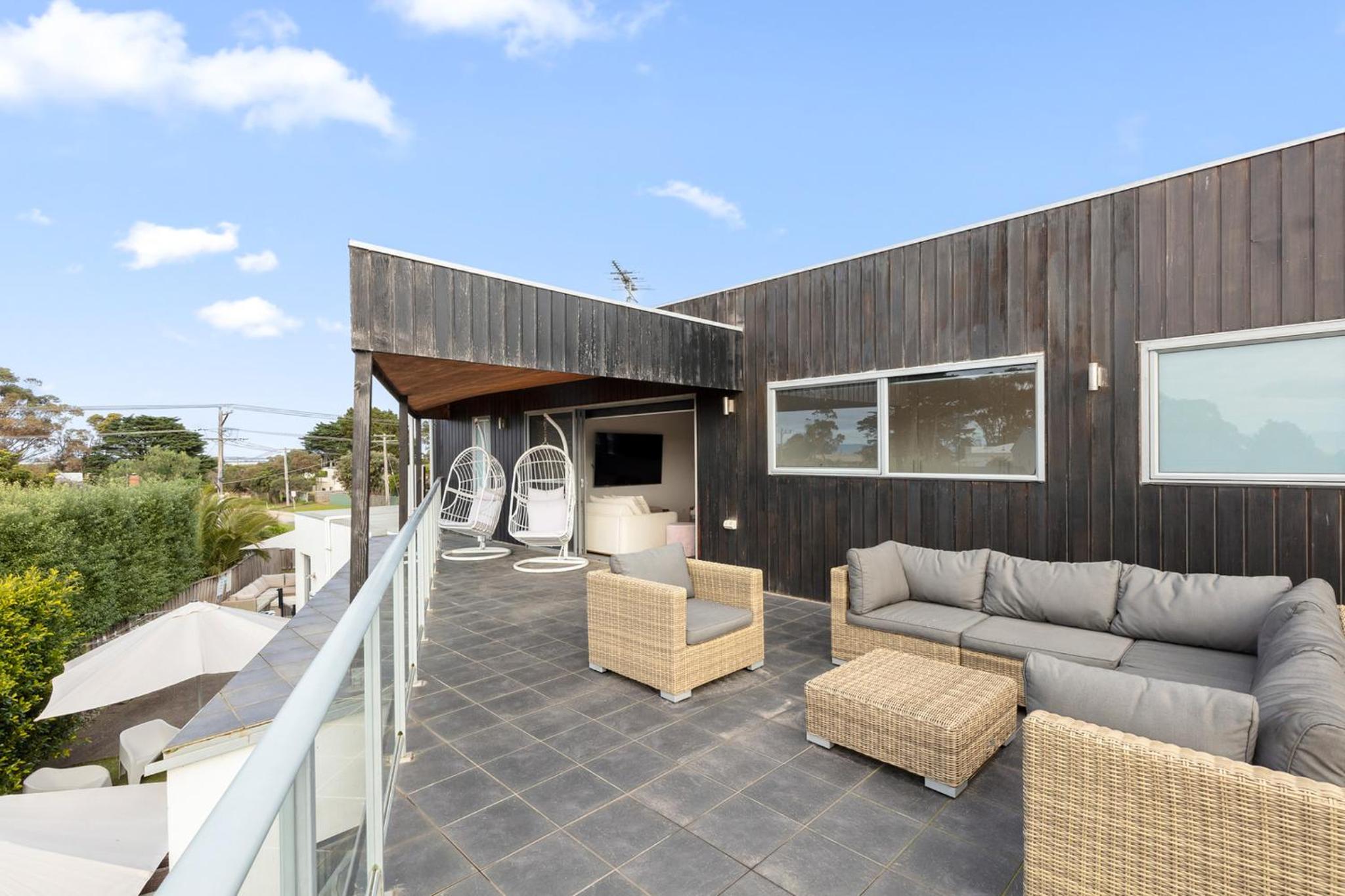 The Point - Luxury Beachside Entertainer With Heated Pool