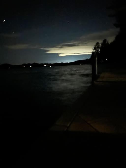 Peaceful Green Lake Get-A-Way view 3
