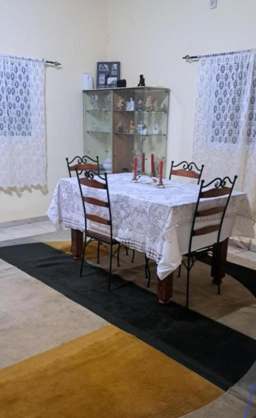 Casa Zauad low cost family house