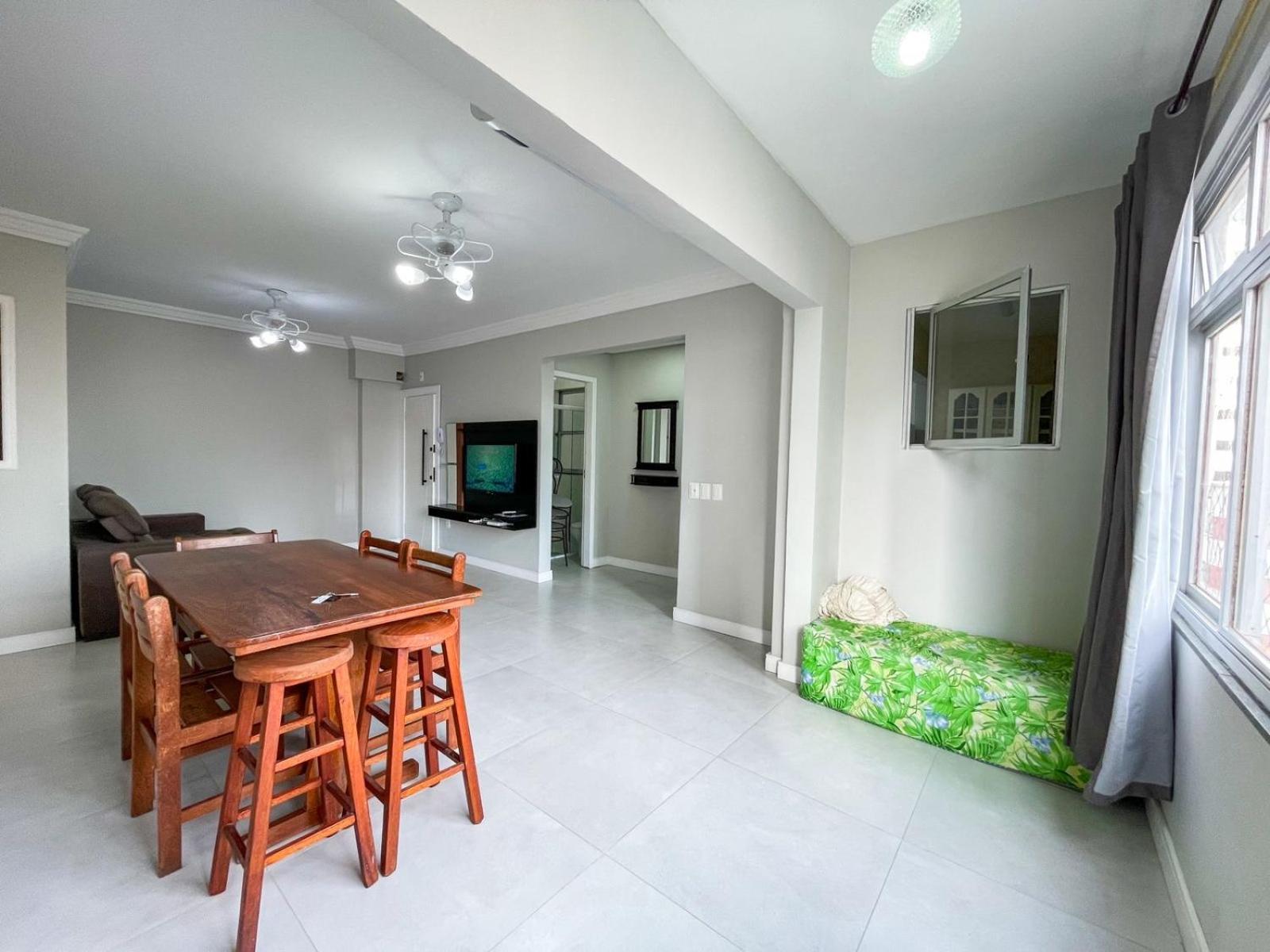 Apartamento na Avenida Central