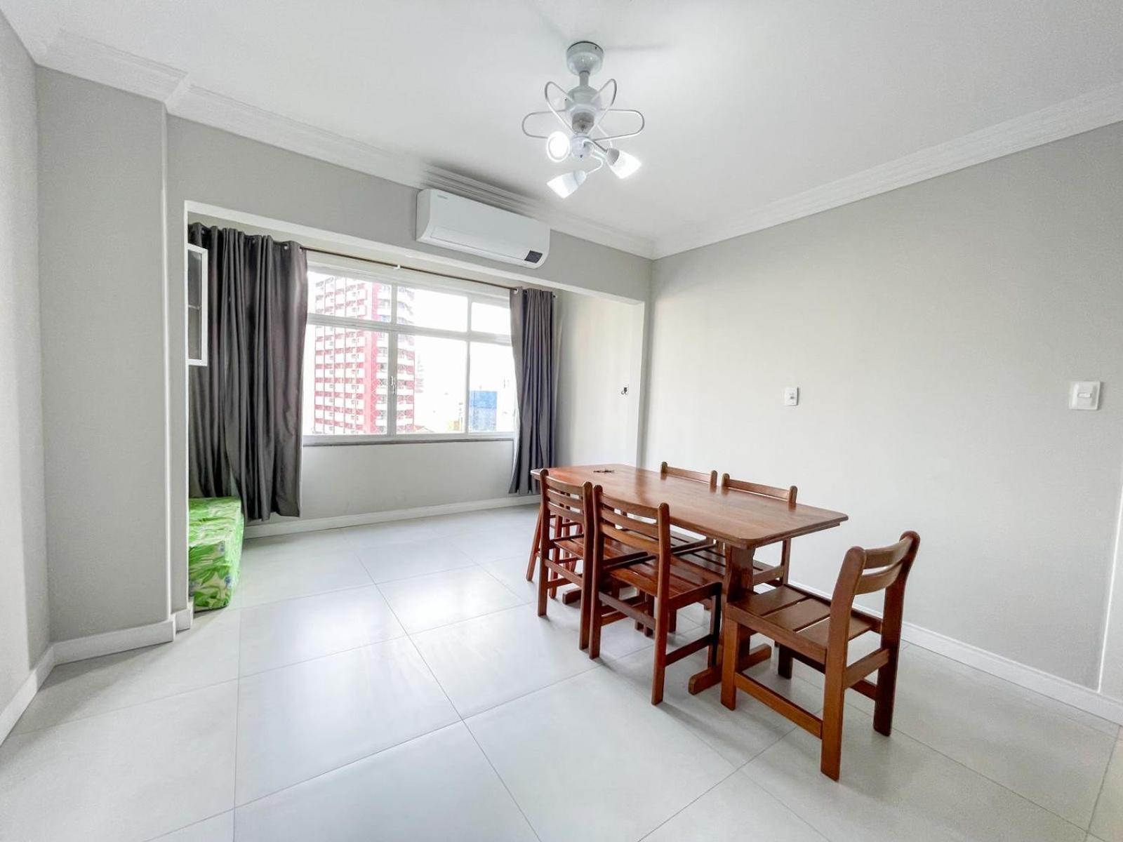 Apartamento na Avenida Central