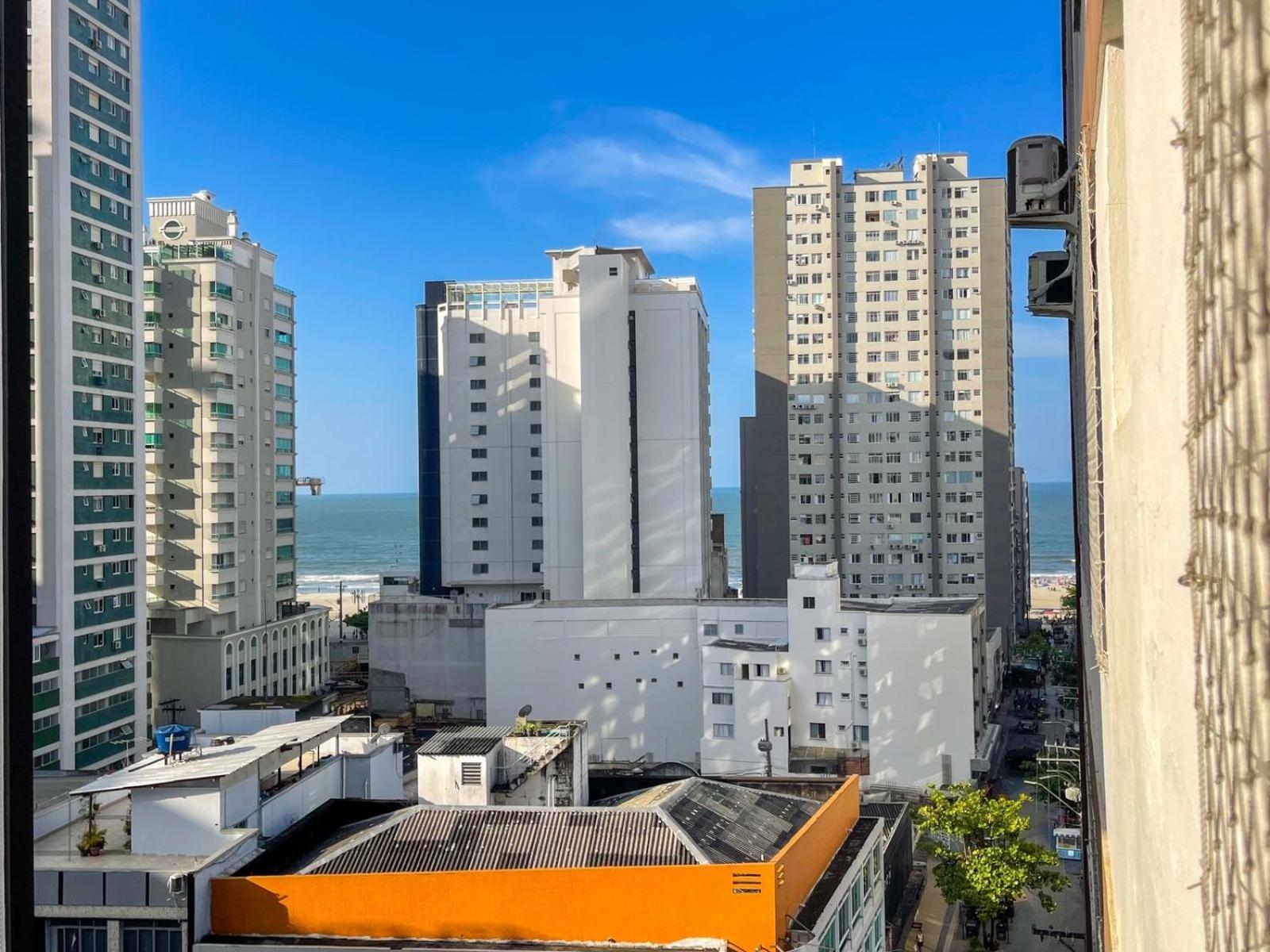 Apartamento na Avenida Central