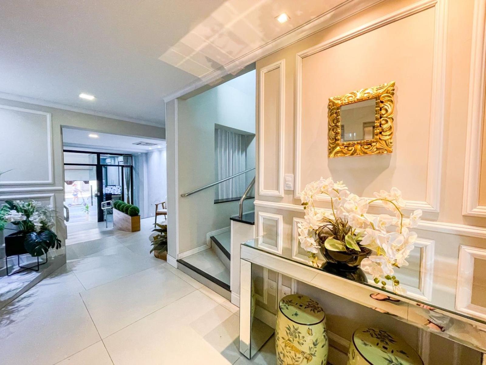 Apartamento na Avenida Central