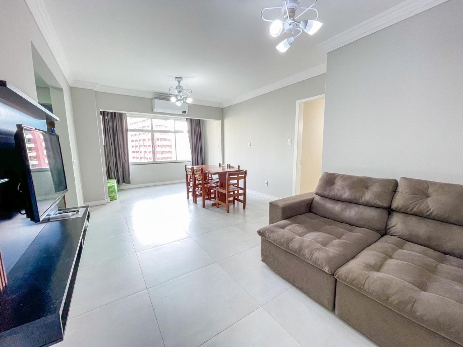 Apartamento na Avenida Central