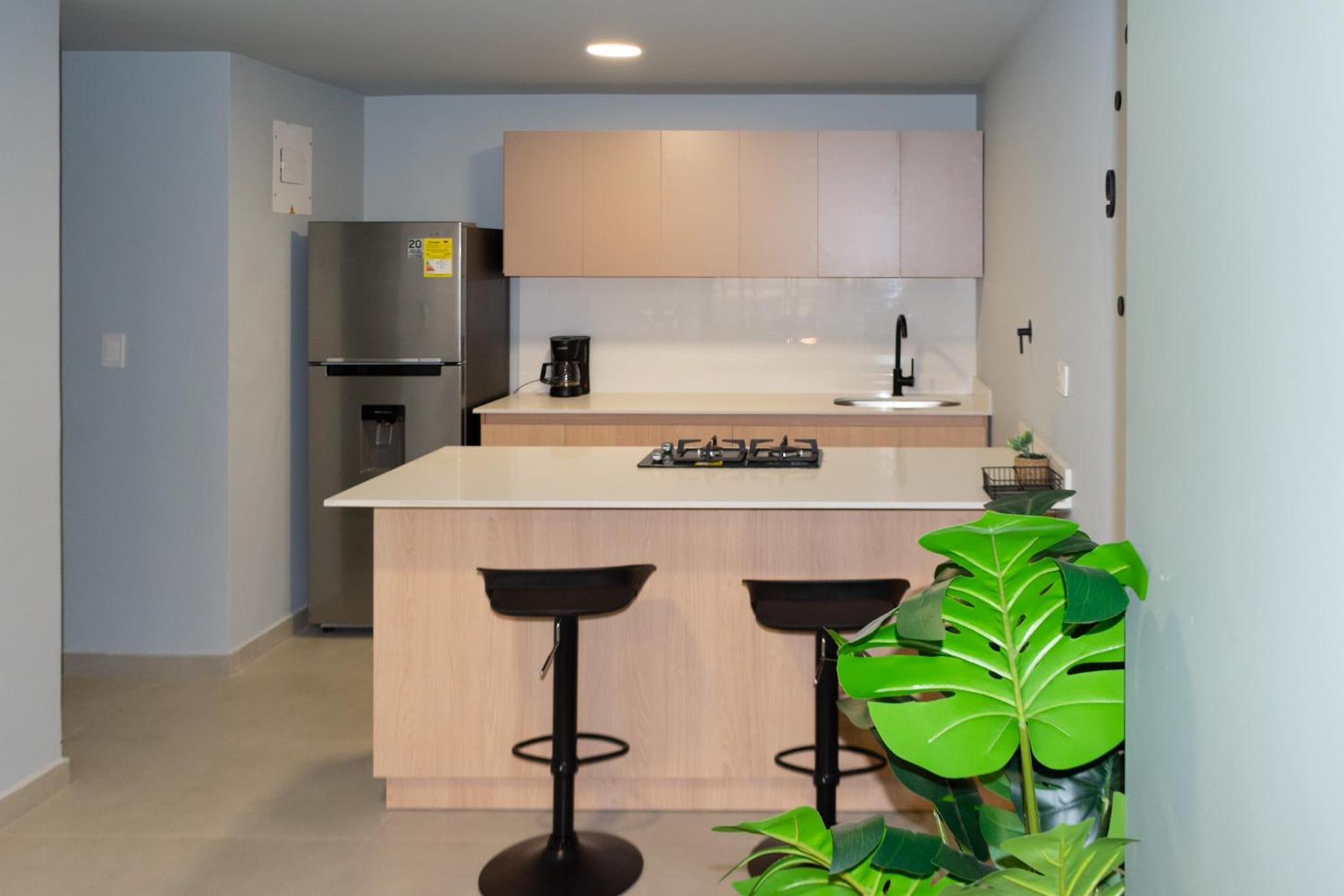 Elegante loft en Medellín con bañera y Aire 1-01
