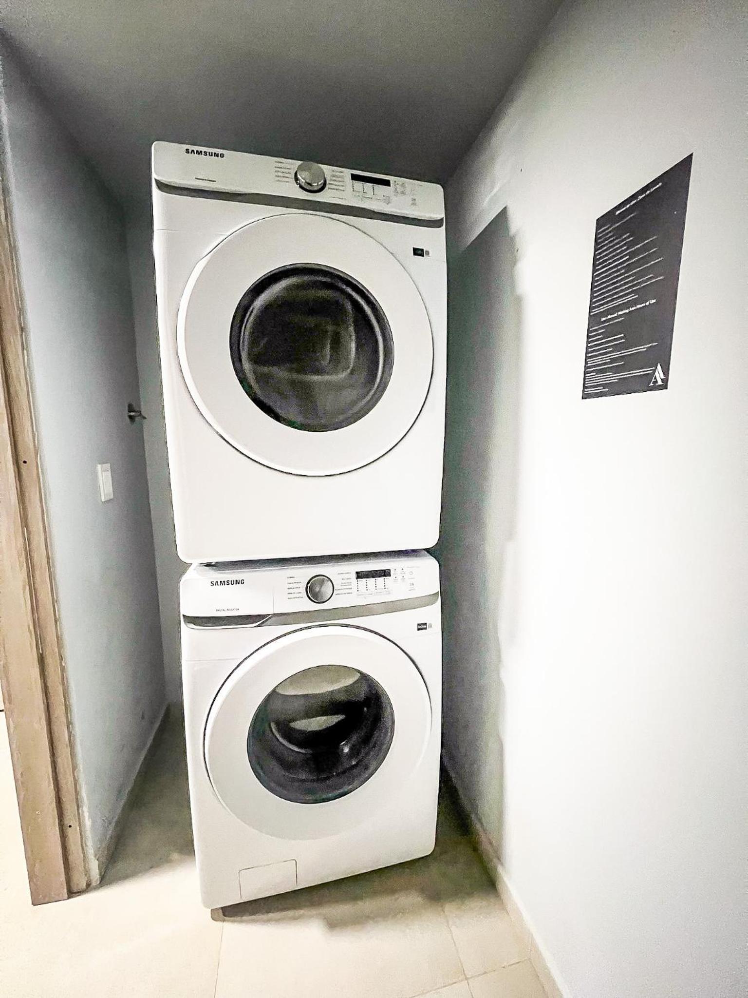 Elegante loft en Medellín con bañera y Aire 1-01