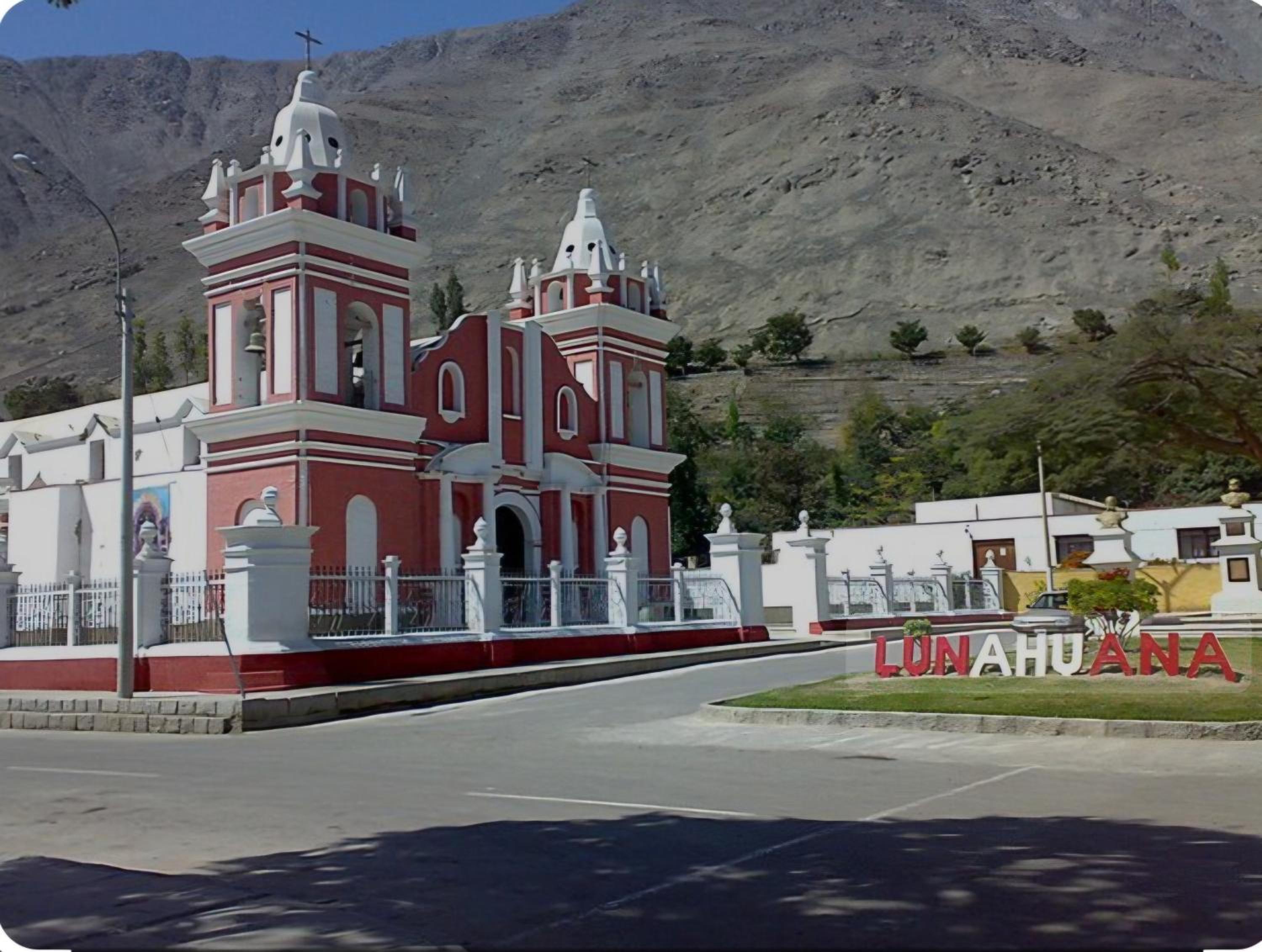 Cabaña VILLA ANGÉLICA-LUNAHUANA