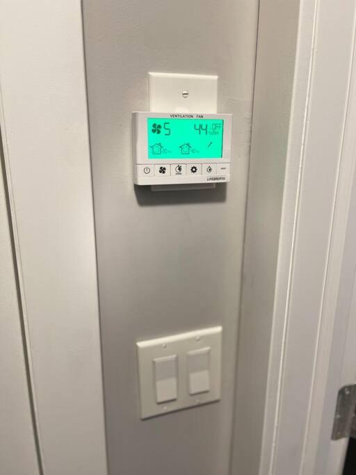 Comfortable and Beautiful Brand-New Suite BSMT-Two Bedroom, Two Washrooms