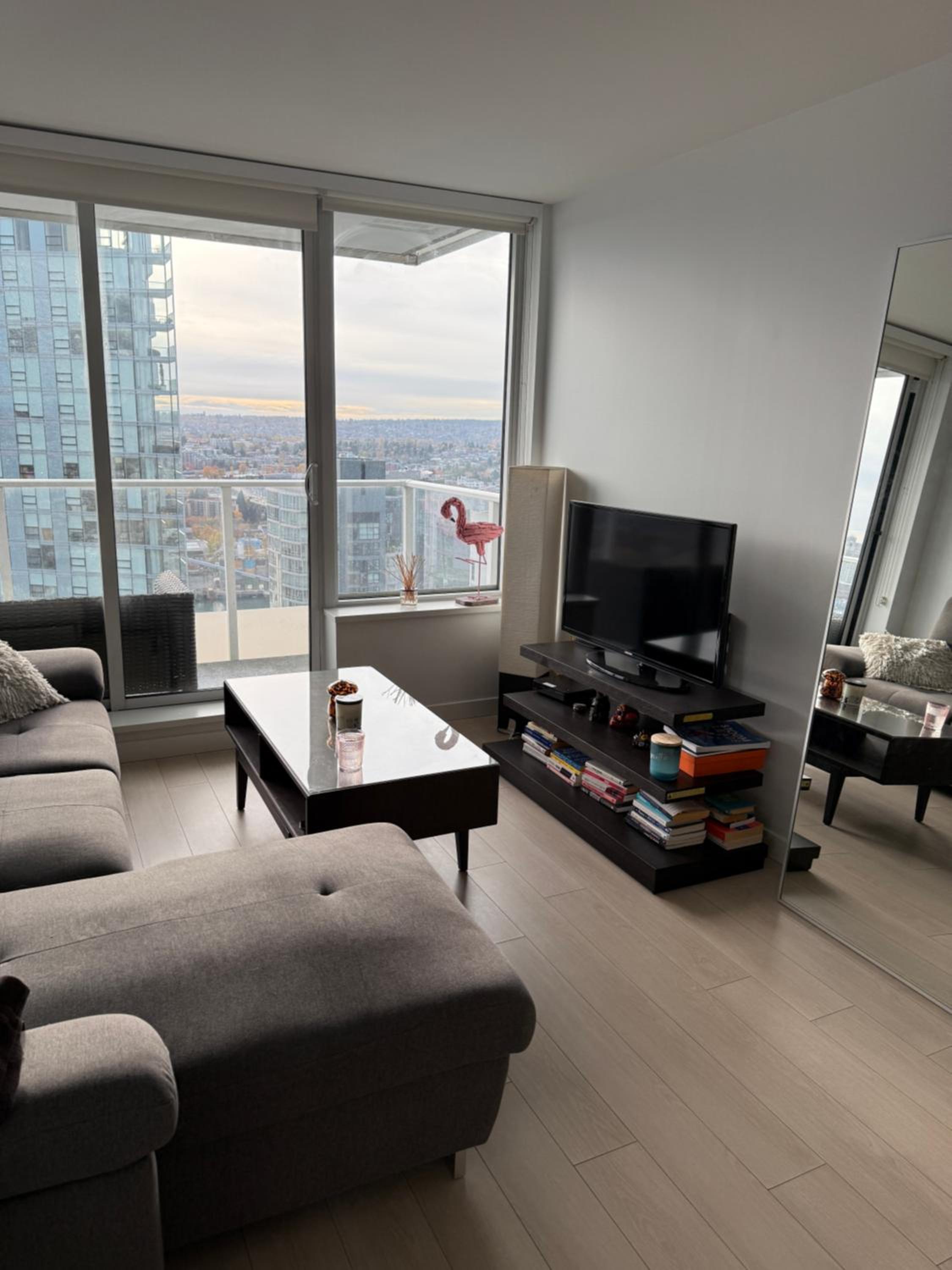 Beautiful 1 bedroom condo in Yaletown