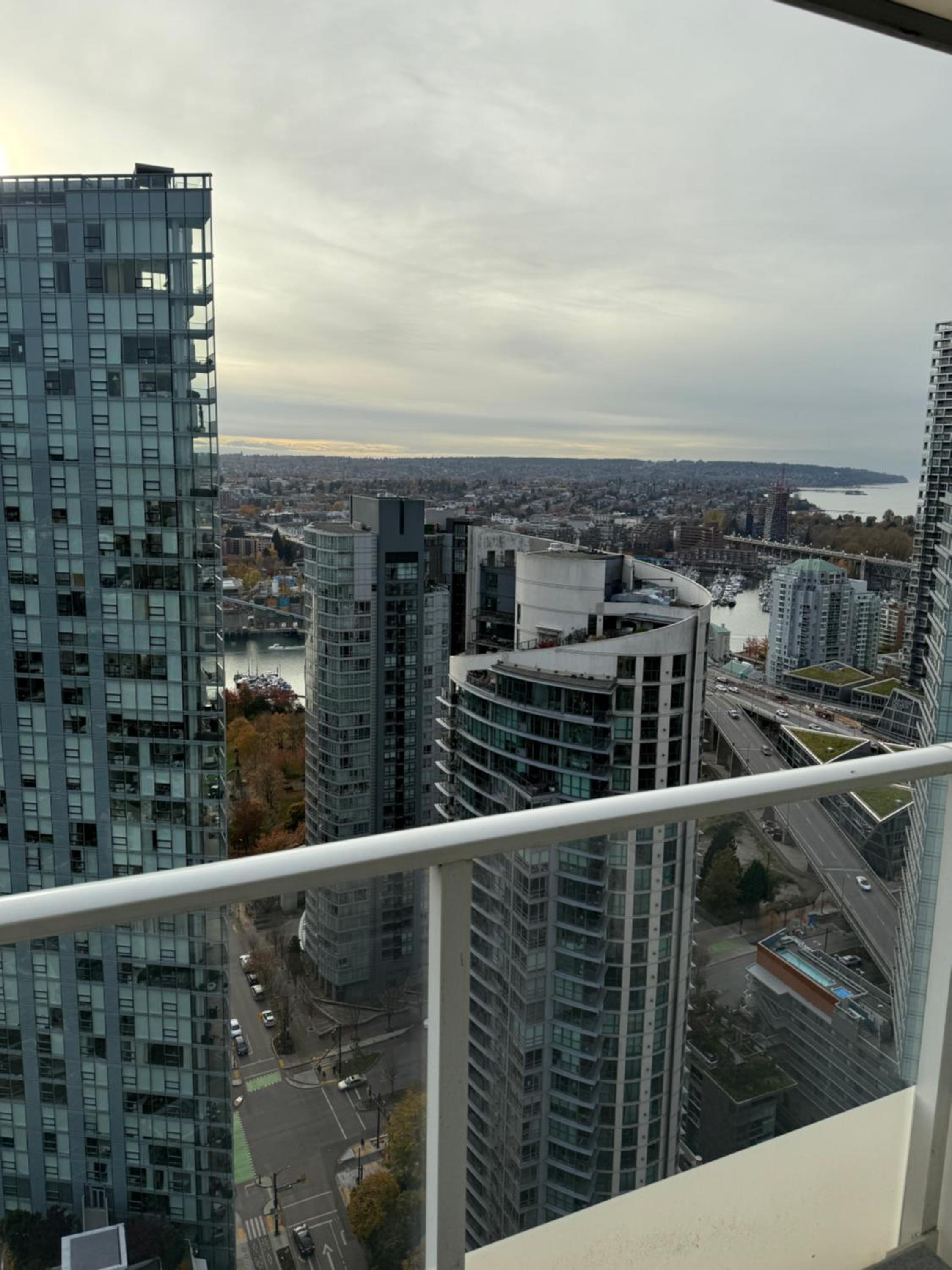 Beautiful 1 bedroom condo in Yaletown