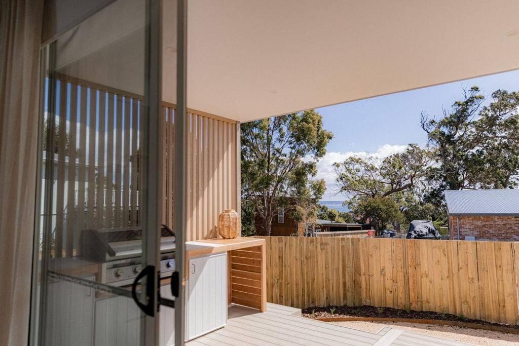 Bay Days - Binalong Bay