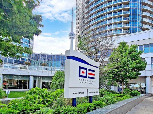 Lovely One Bedroom Near CN Tower