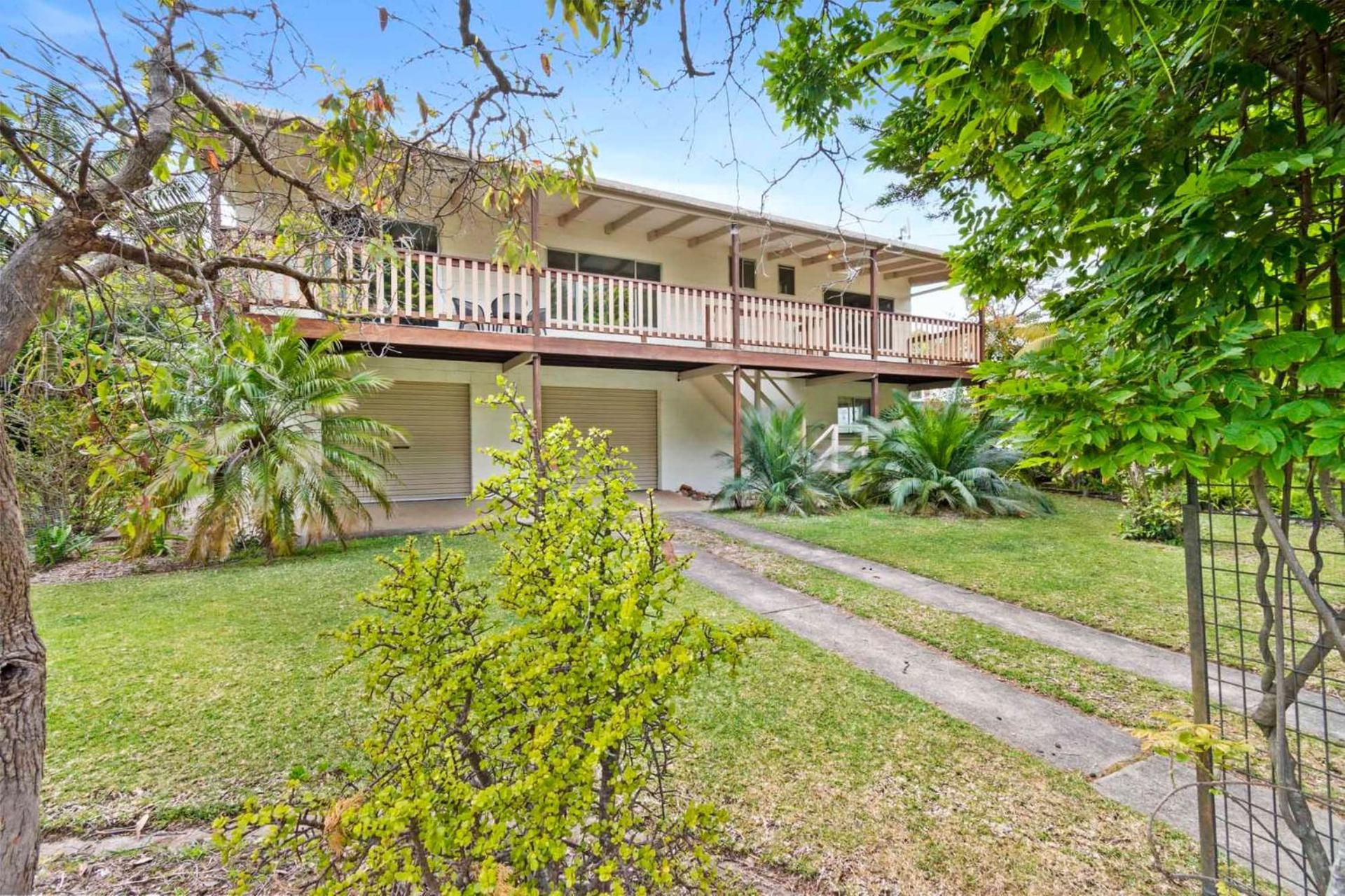 Boomerang at South Durras Whole managed by Batemans Bay Accom
