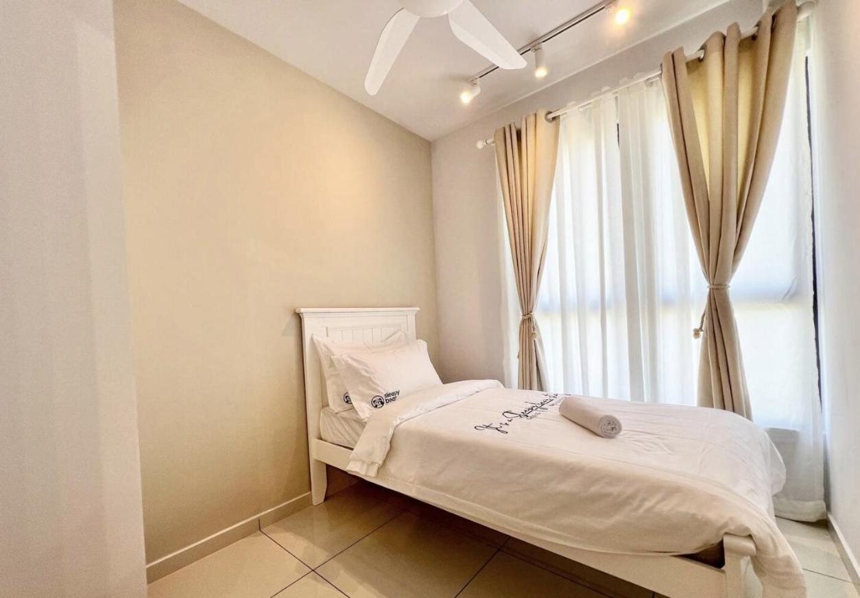 Gaia Residence, Gamuda Gardens Rawang by Sleepy Bear