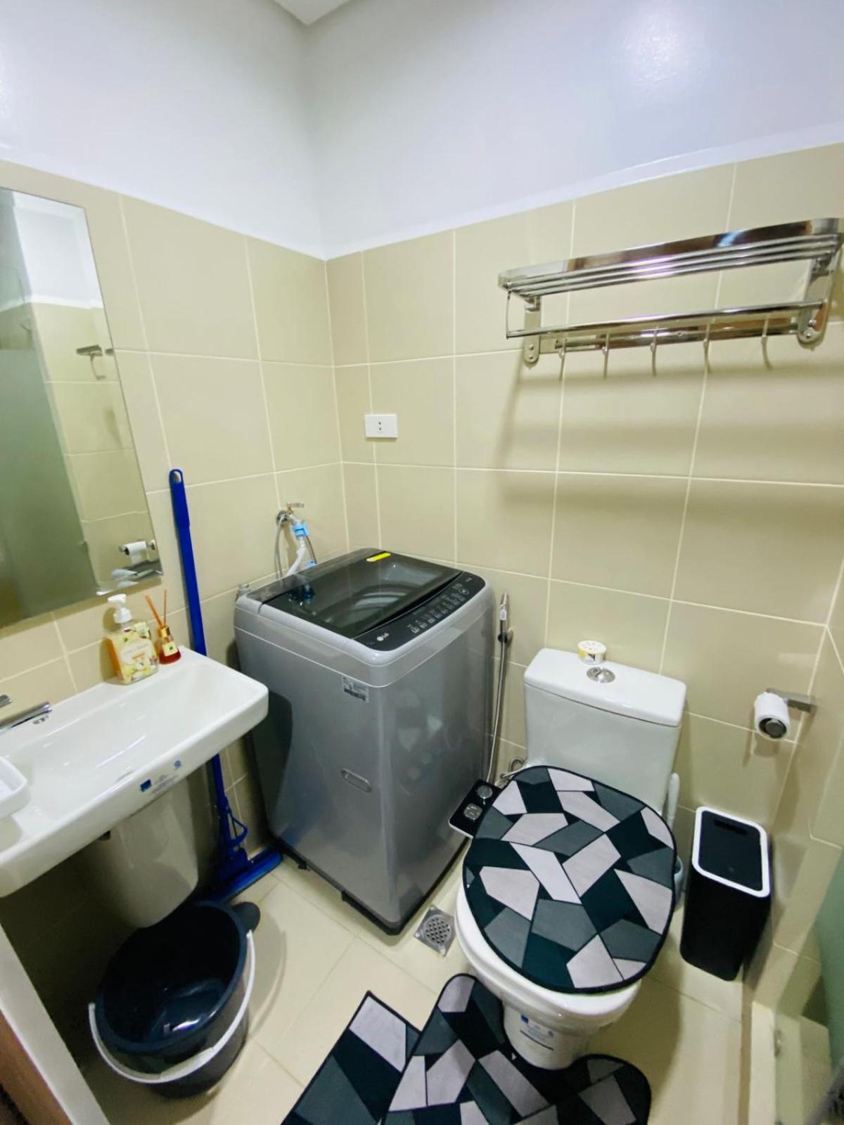 SMDC Good Stays -Lush Residences Tower 1 Unit 2307 view 5