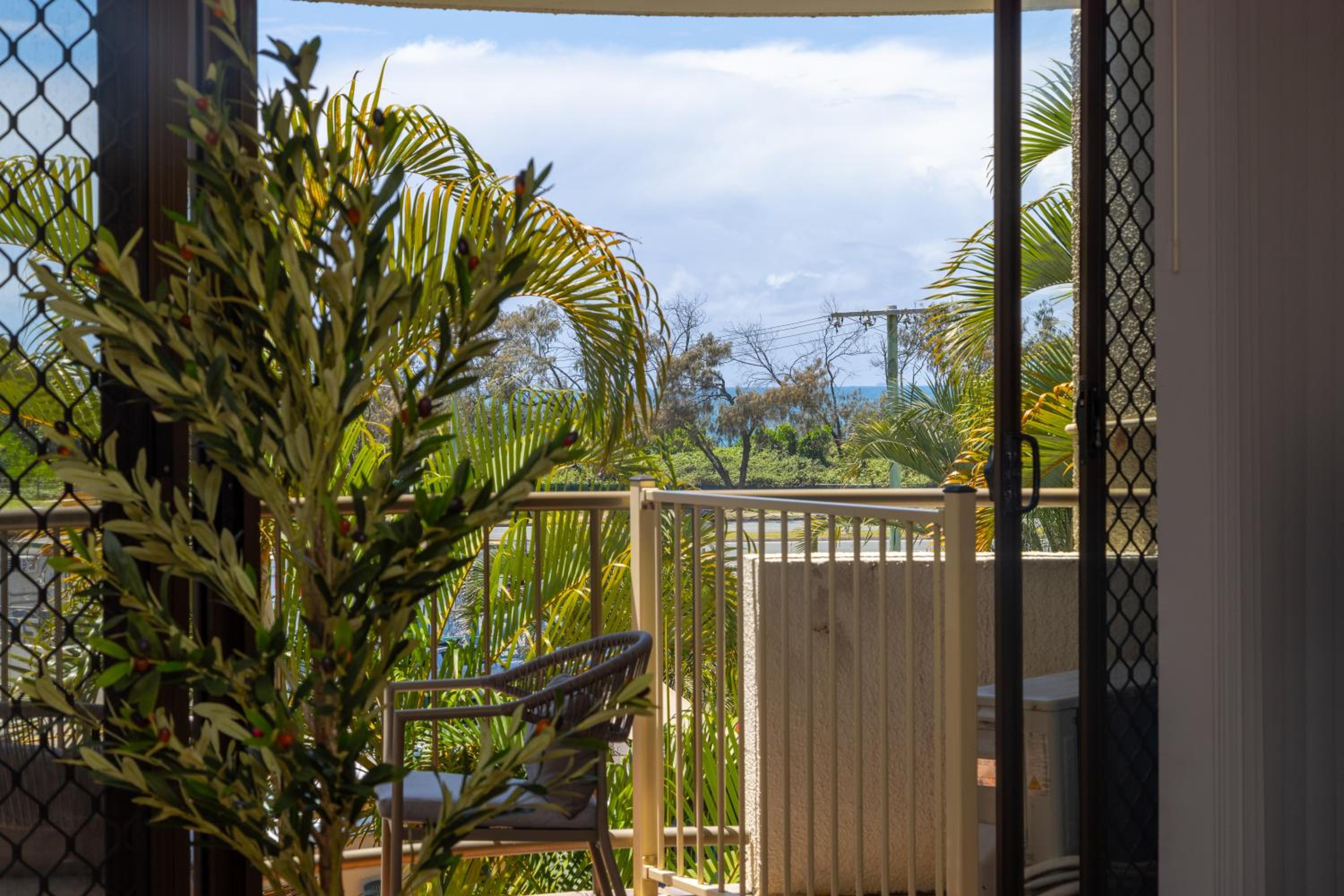 Kalua Holiday Apartments