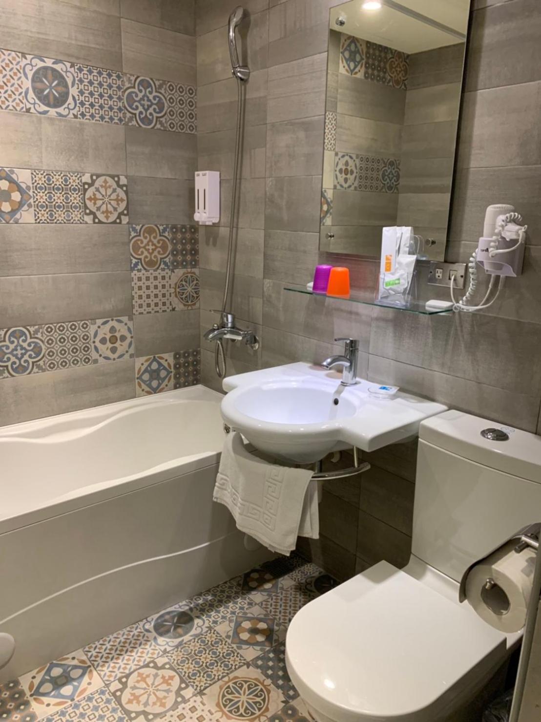 Ximen Hotel