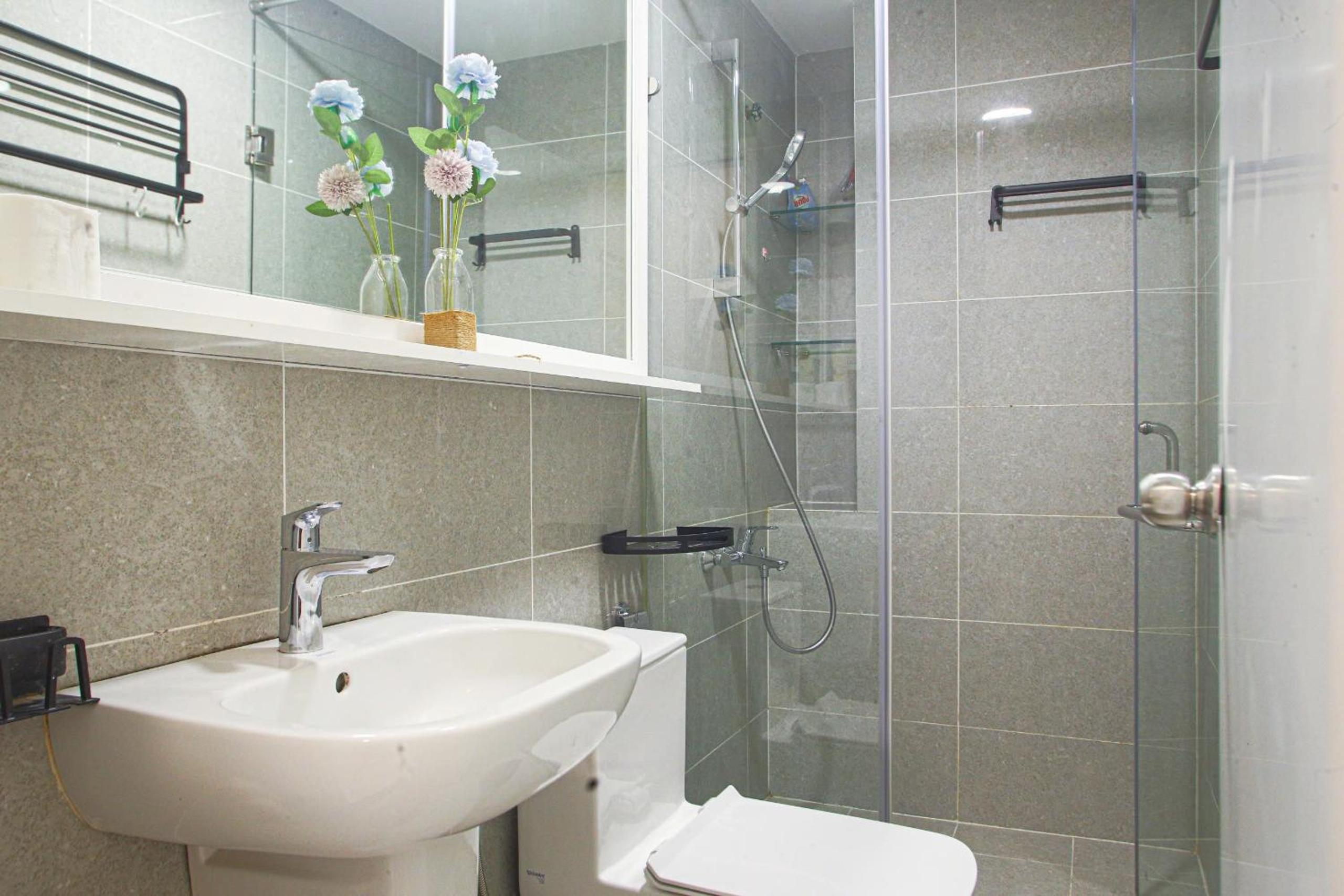 Nijo KAYA Suites - Terra Royal Tower, Highclass, Central & Poker Table