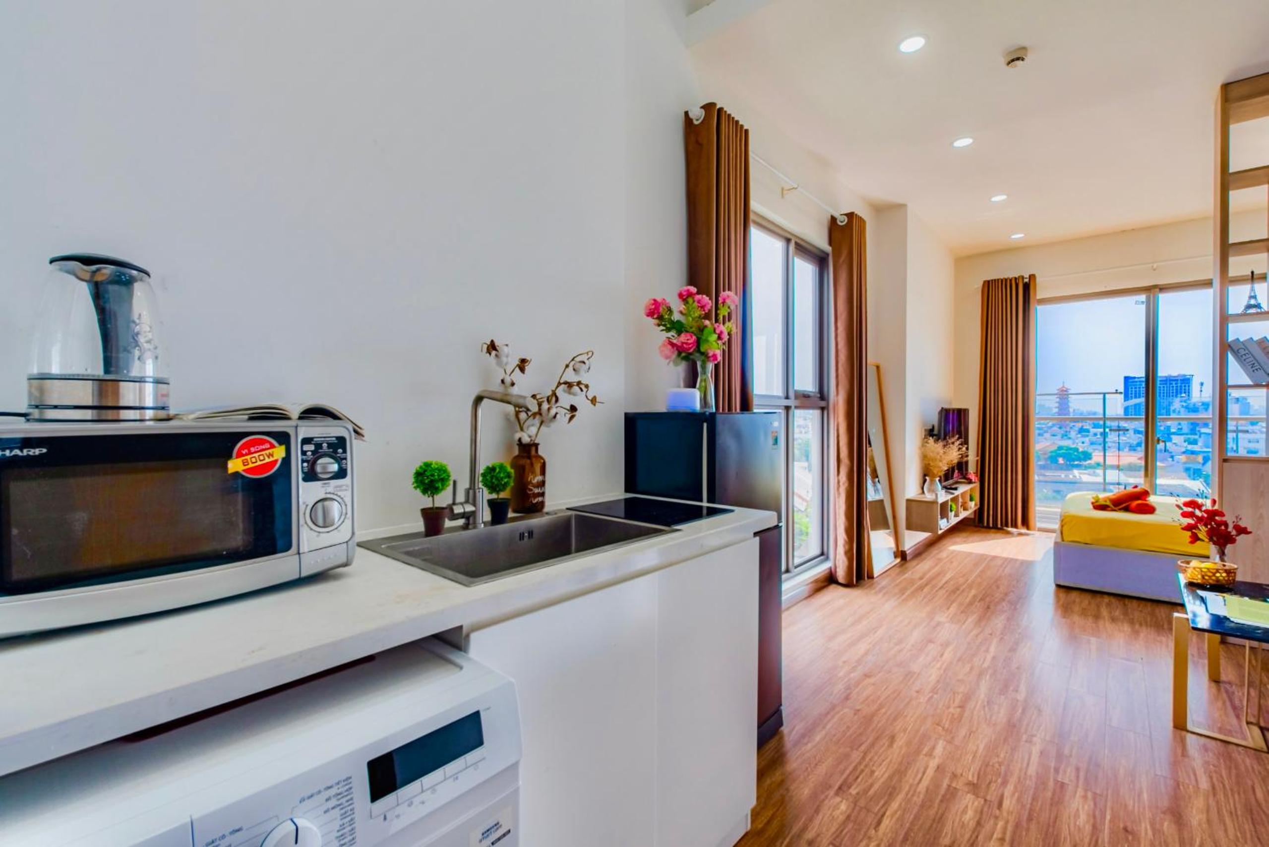 Nijo KAYA Suites - Terra Royal Tower, Highclass, Central & Poker Table