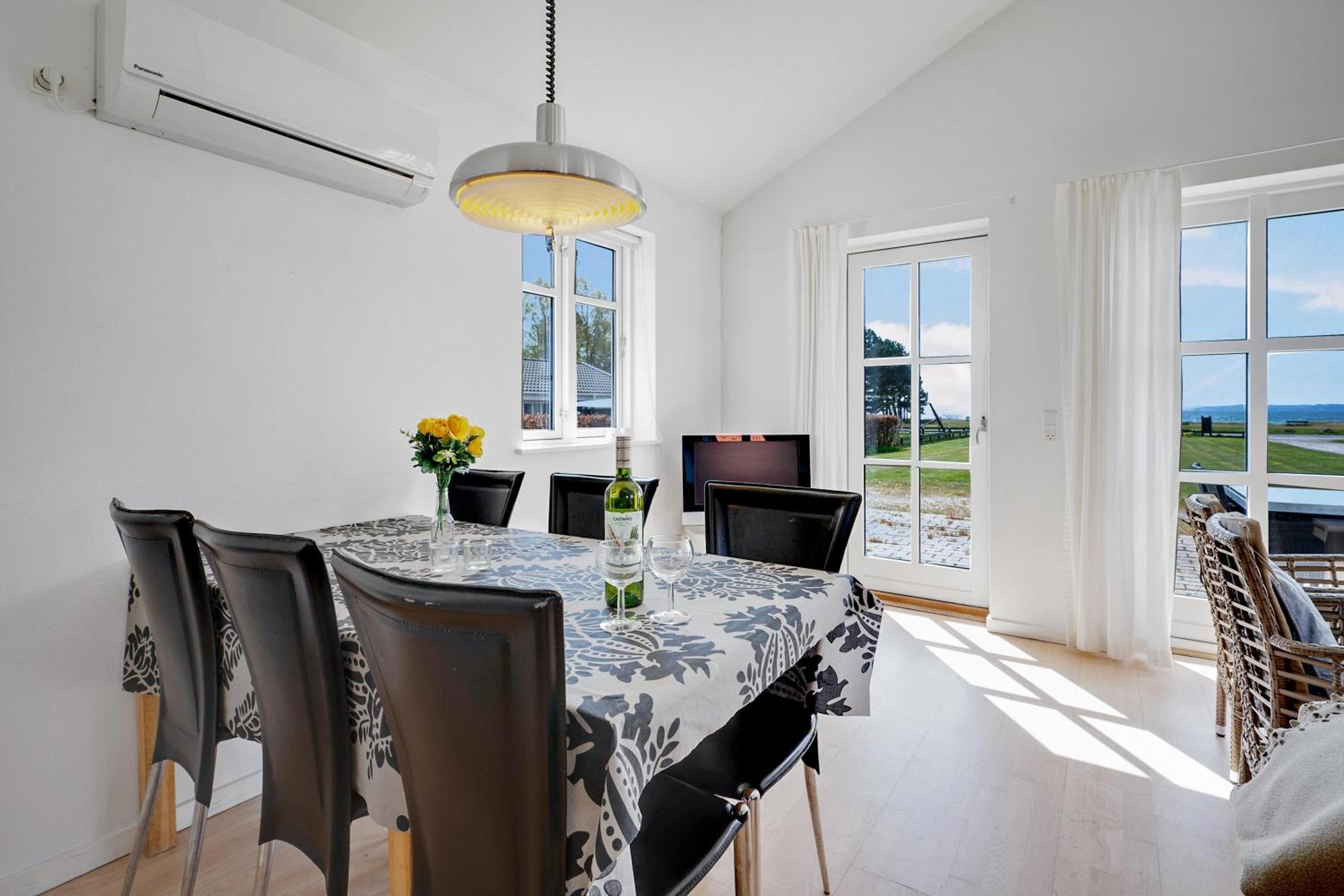 Amazing Home In Ebeltoft With 3 Bedrooms And Wifi view 2