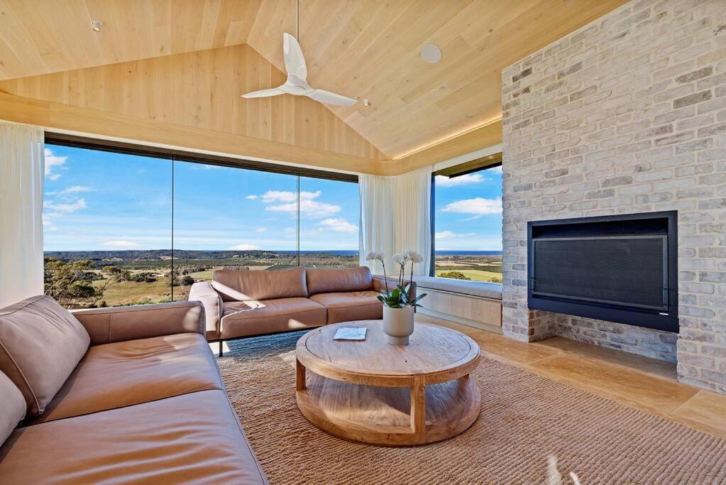 Fuller Holidays - Melaleuca - Newrybar Hinterland