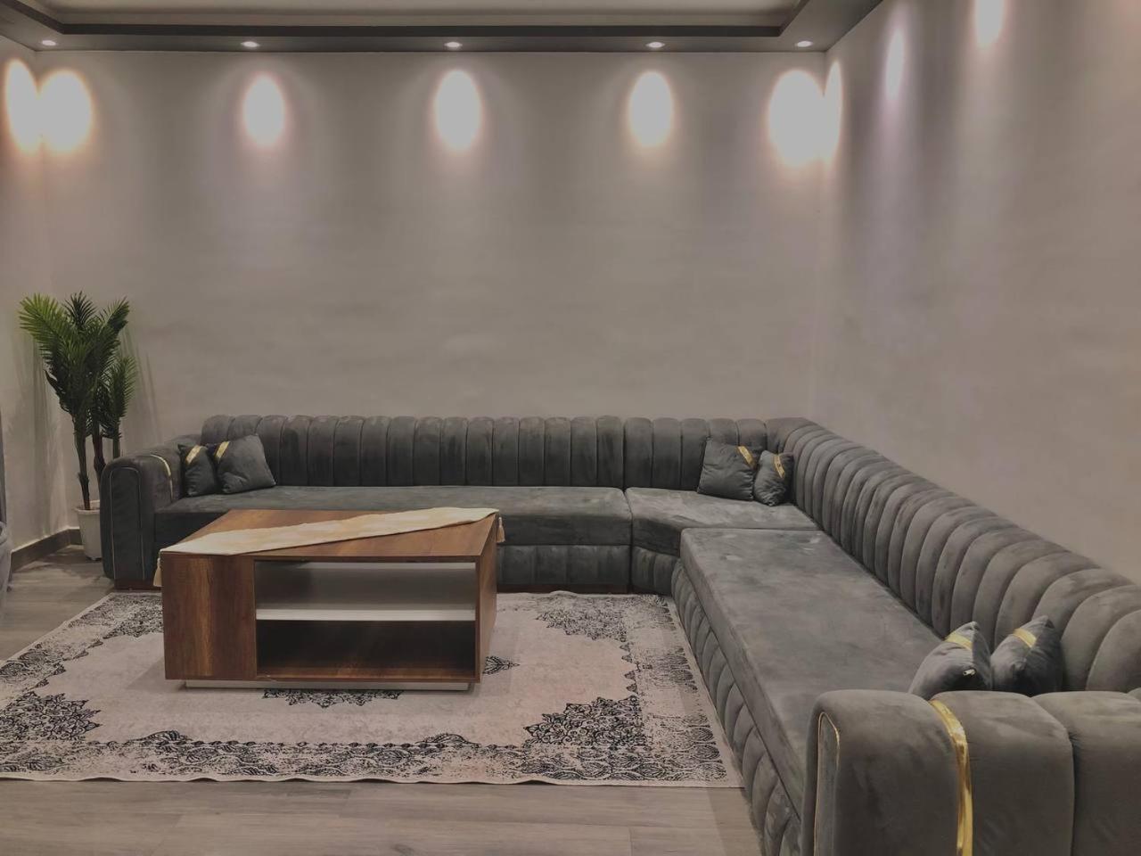 Appartement F3 Moderne au boulevard des lions pour les familles et les nouveaux mariés view 2