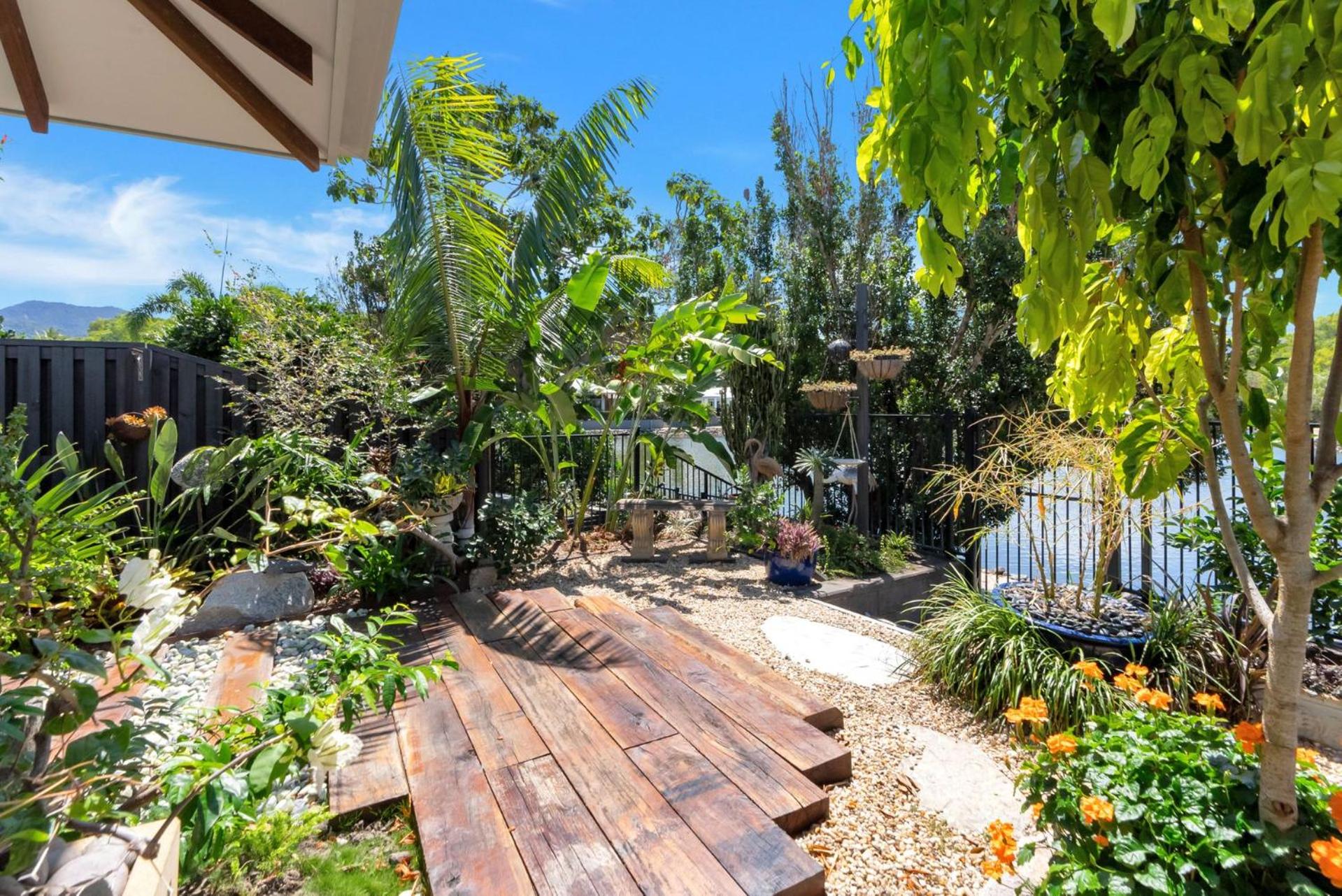 Trinity Beach Vacations - Belle Escapes Lagoon Luxe in Private Estate - Property Image 46