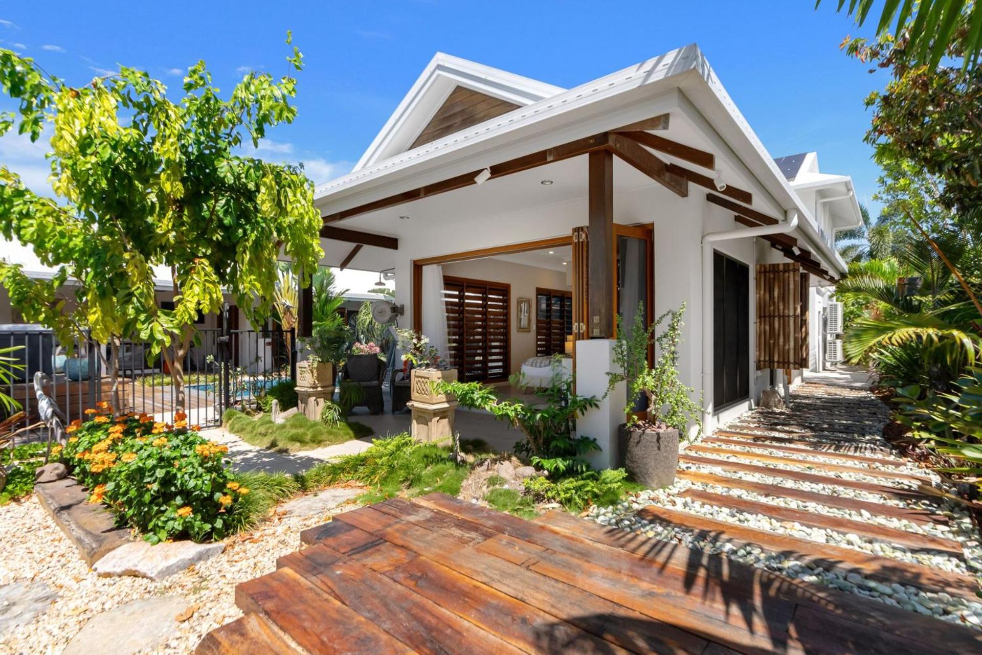 Trinity Beach Vacations - Belle Escapes Lagoon Luxe in Private Estate - Property Image 43