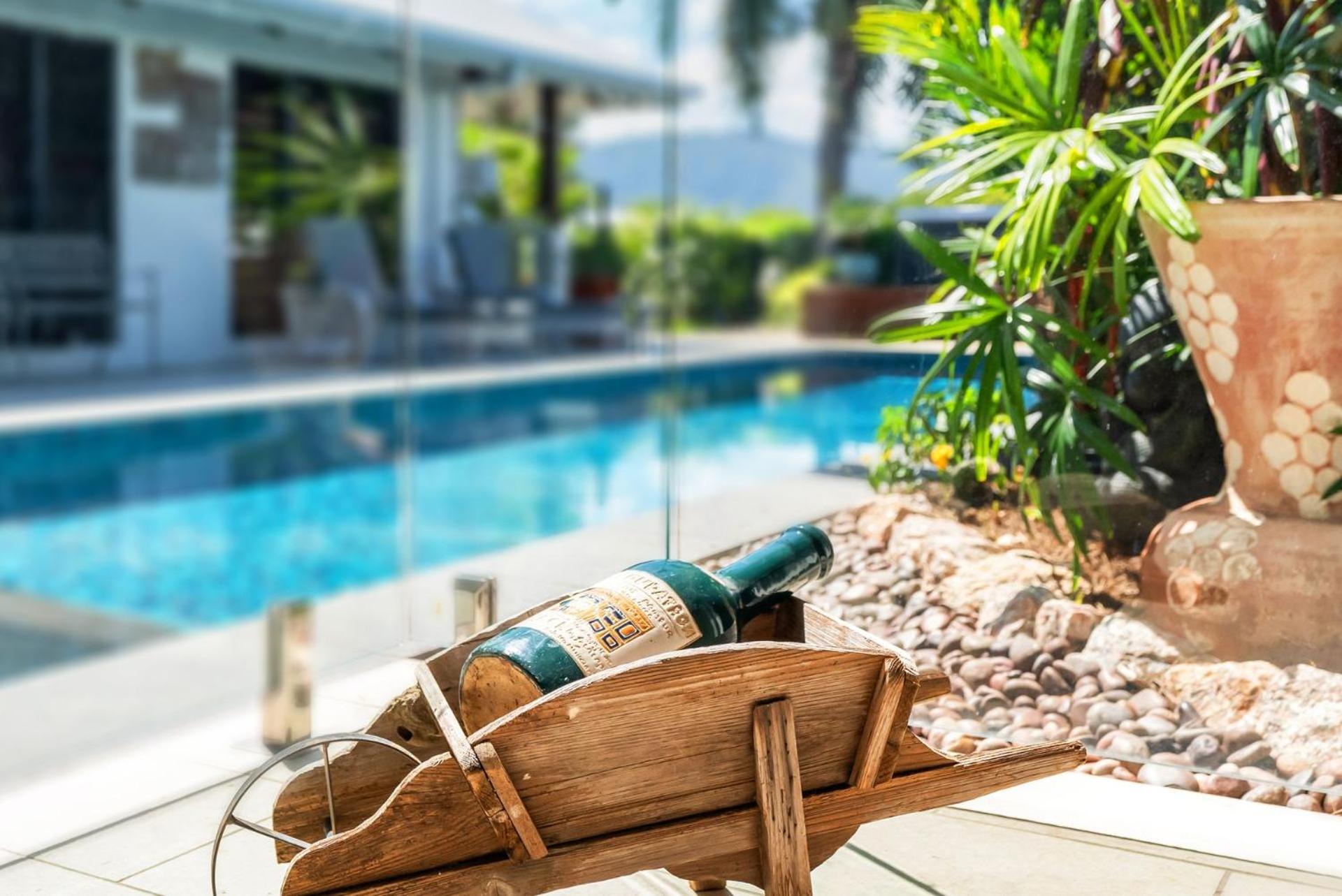 Trinity Beach Vacations - Belle Escapes Lagoon Luxe in Private Estate - Property Image 4