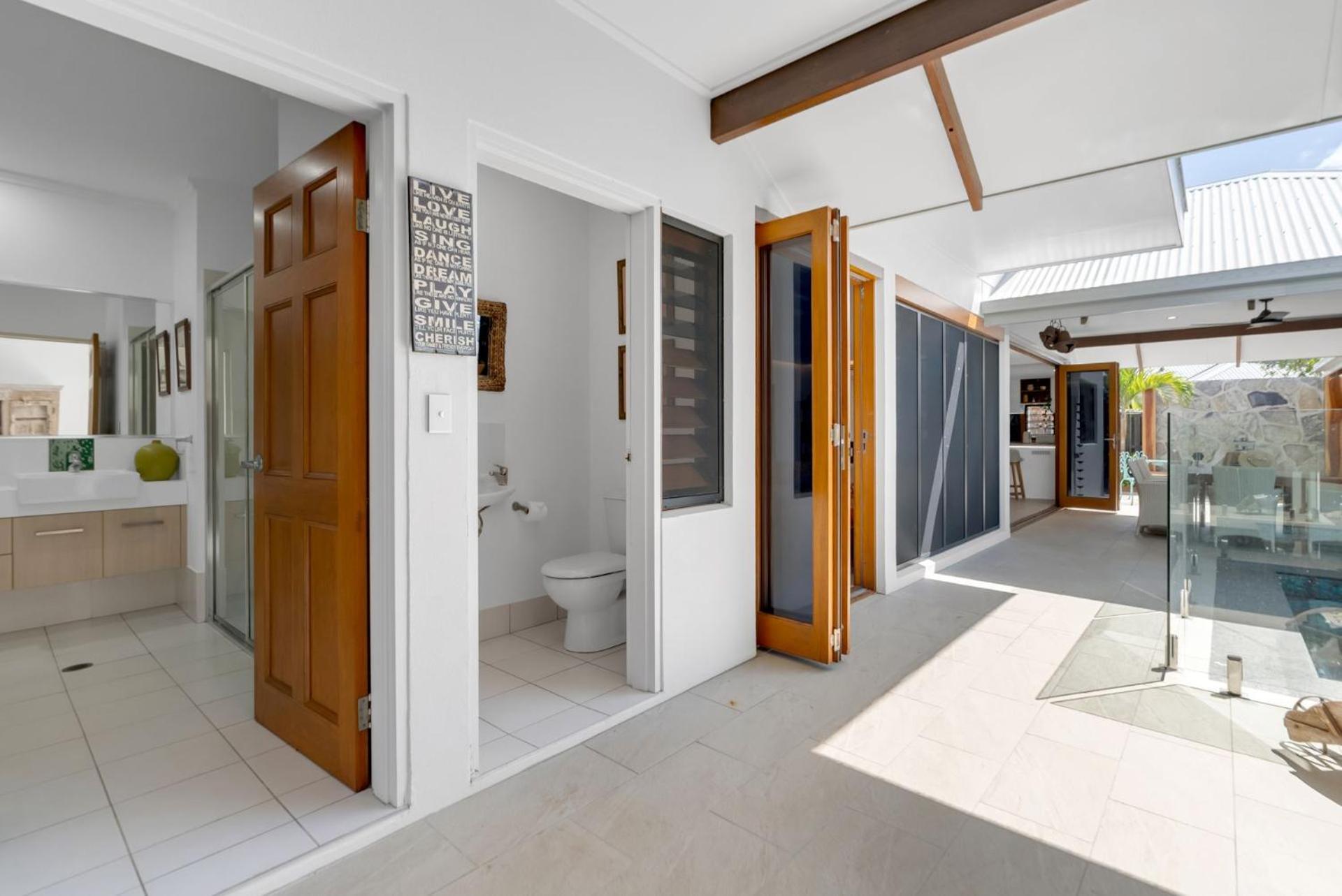 Trinity Beach Vacations - Belle Escapes Lagoon Luxe in Private Estate - Property Image 11